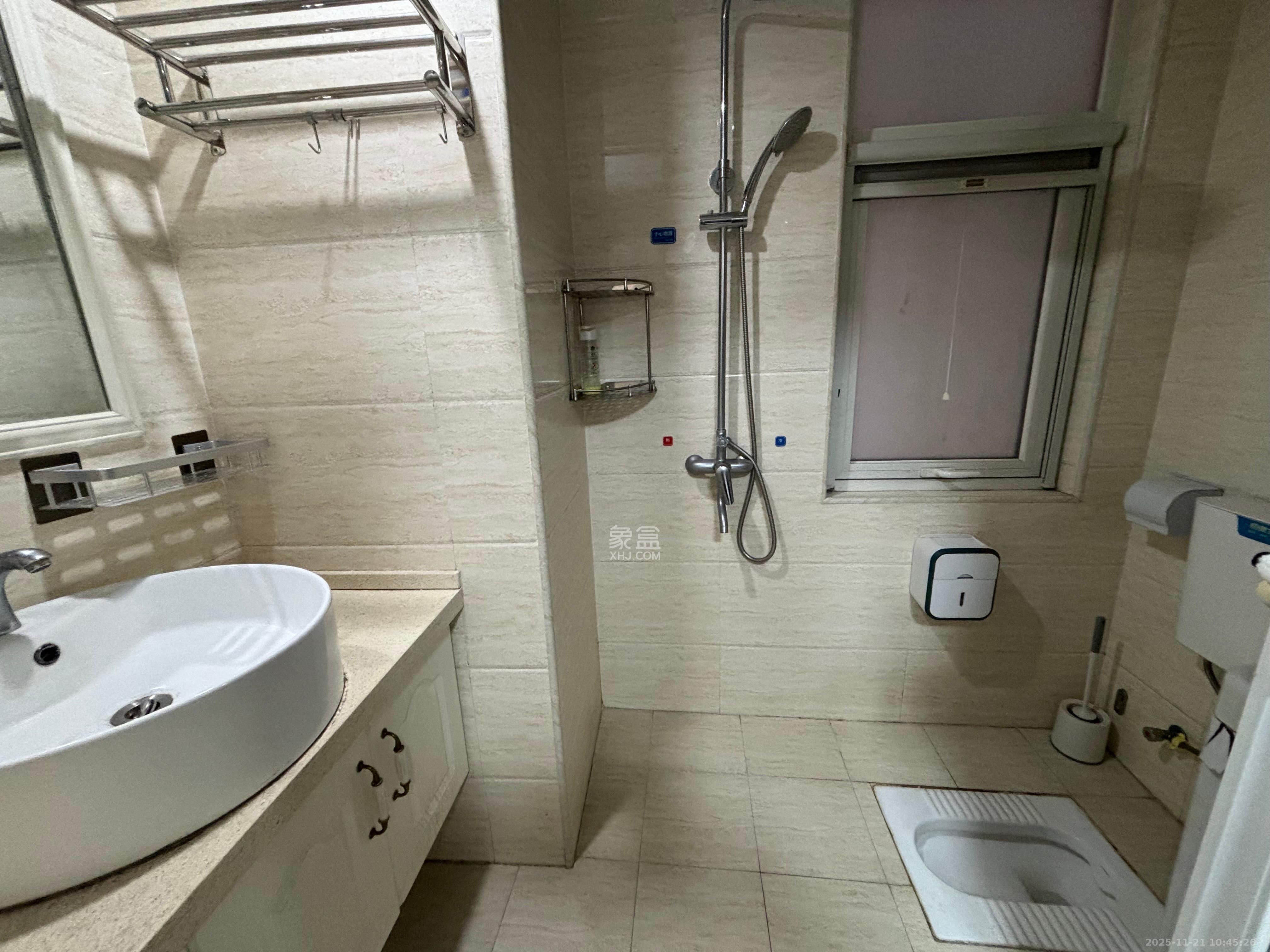 北辰三角洲E4区 1室1厅1卫 2000.0元/月 北辰三角洲E4区 1室1厅1卫 2000.0元/月室内图