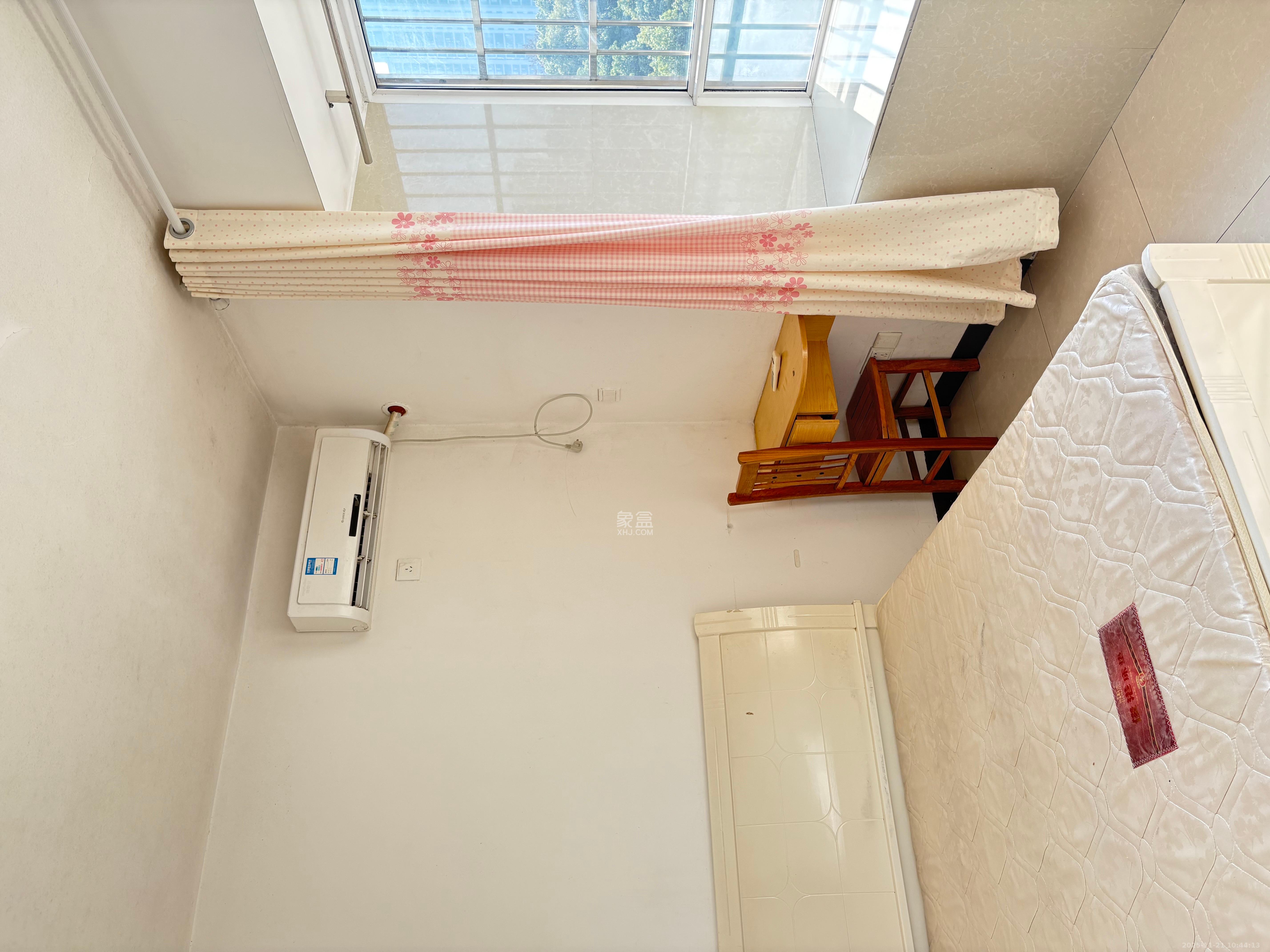 金石蓉园 2室1厅1卫 1300.0元/月 金石蓉园 2室1厅1卫 1300.0元/月室内图