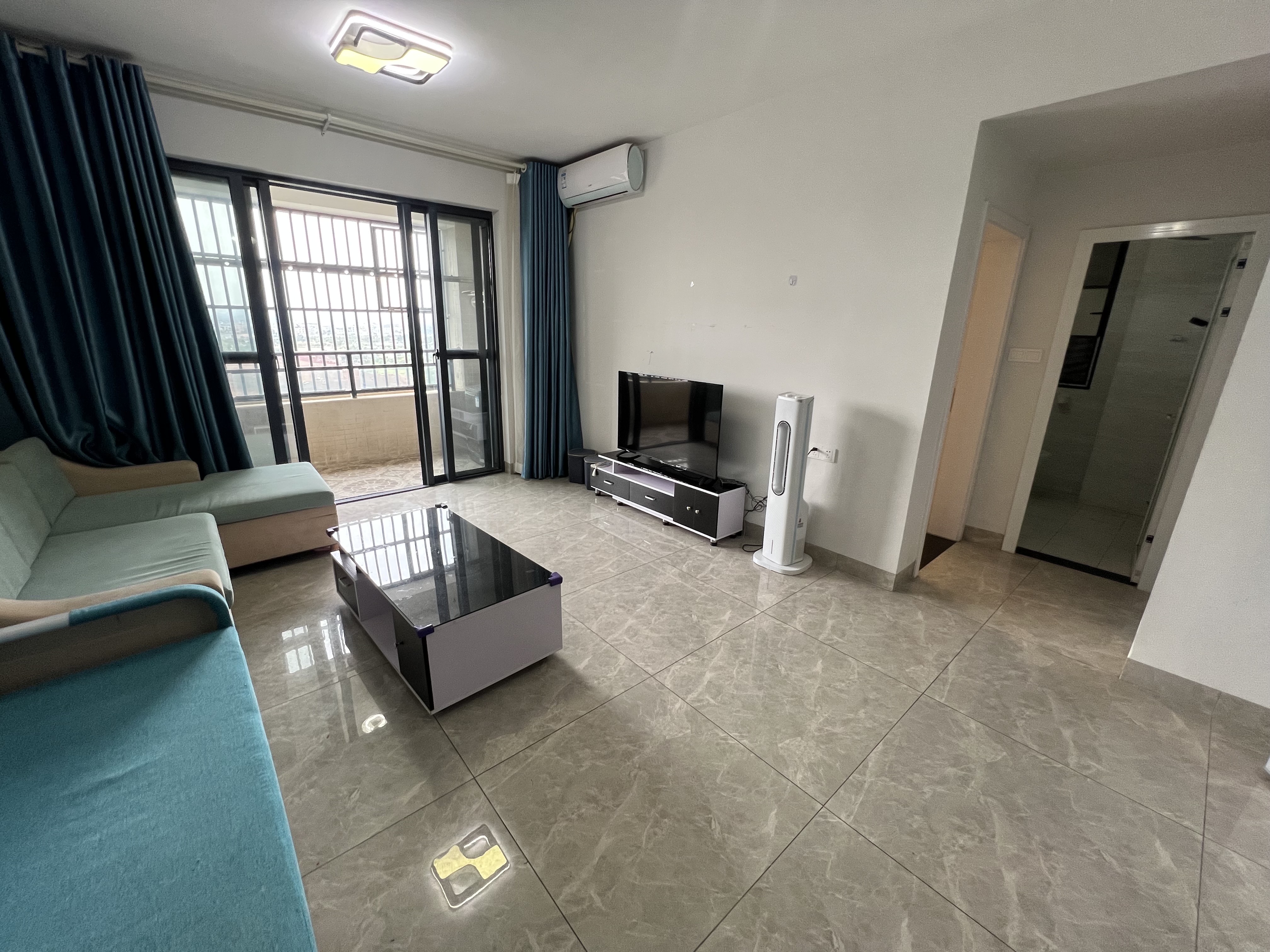 现代美居（喜盈门）  1室1厅1卫    2300.0元/月室内图