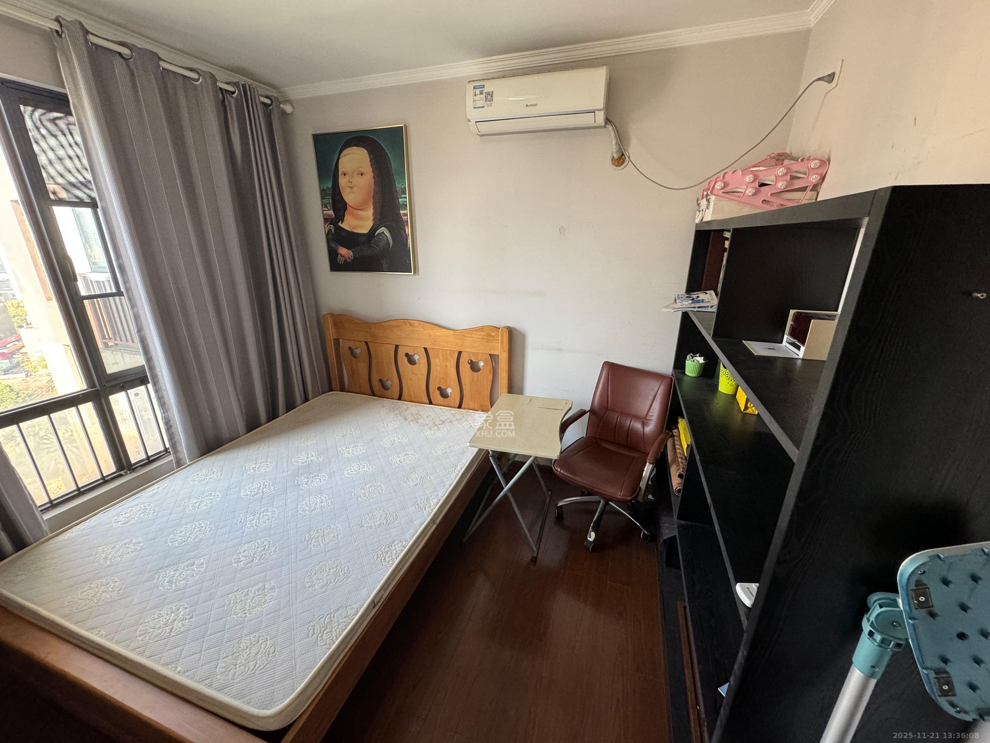 万科城  3室2厅1卫    2500.0元/月室内图