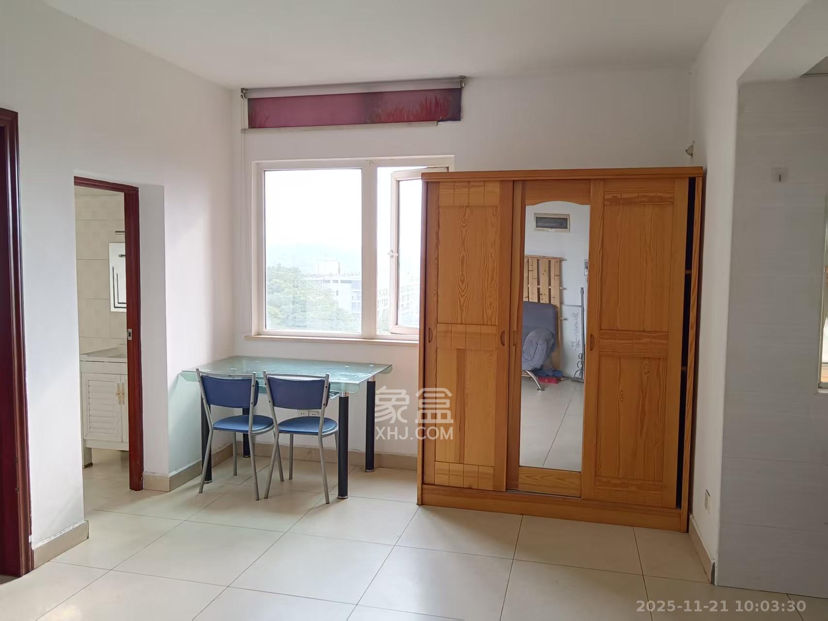 汇金城/嘉华城一期  1室1厅1卫    1400.0元/月