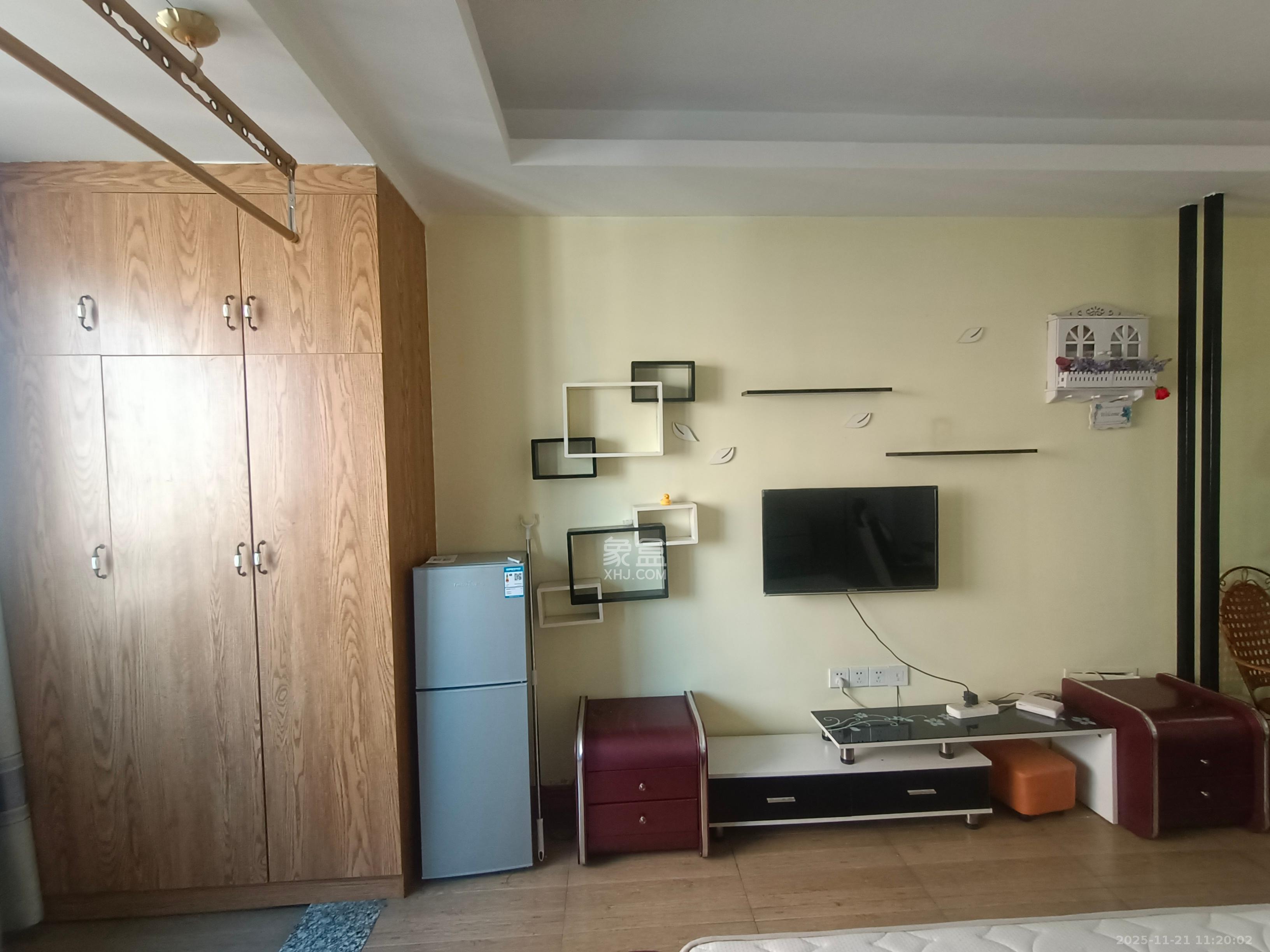 佳兴国际汇  1室1厅1卫    1300.0元/月室内图