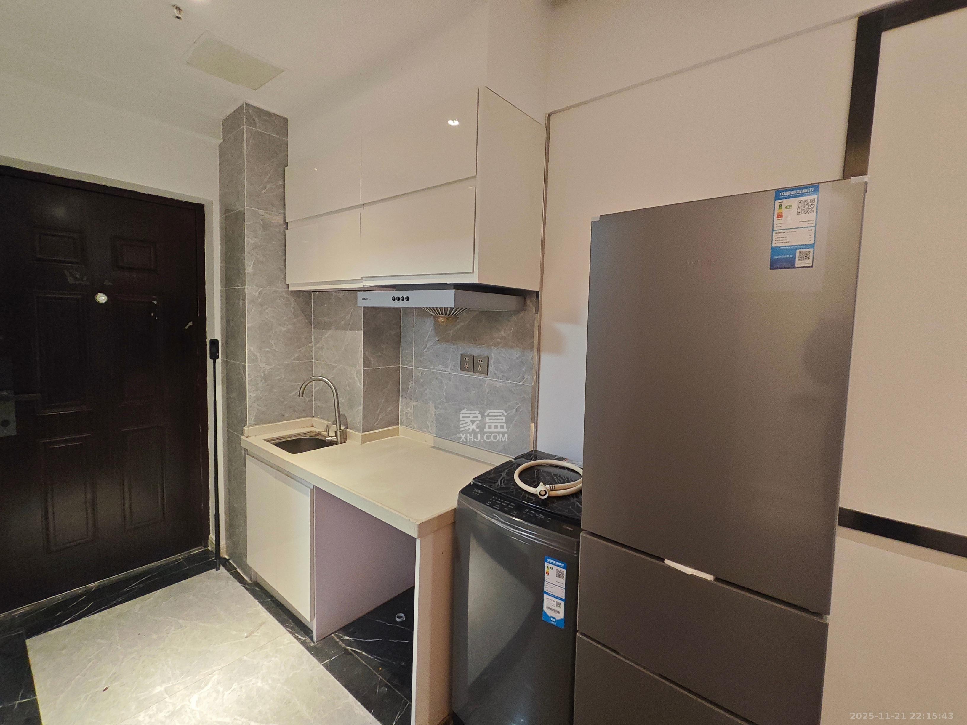 梅溪鑫苑名家  1室1厅1卫    1250.0元/月室内图