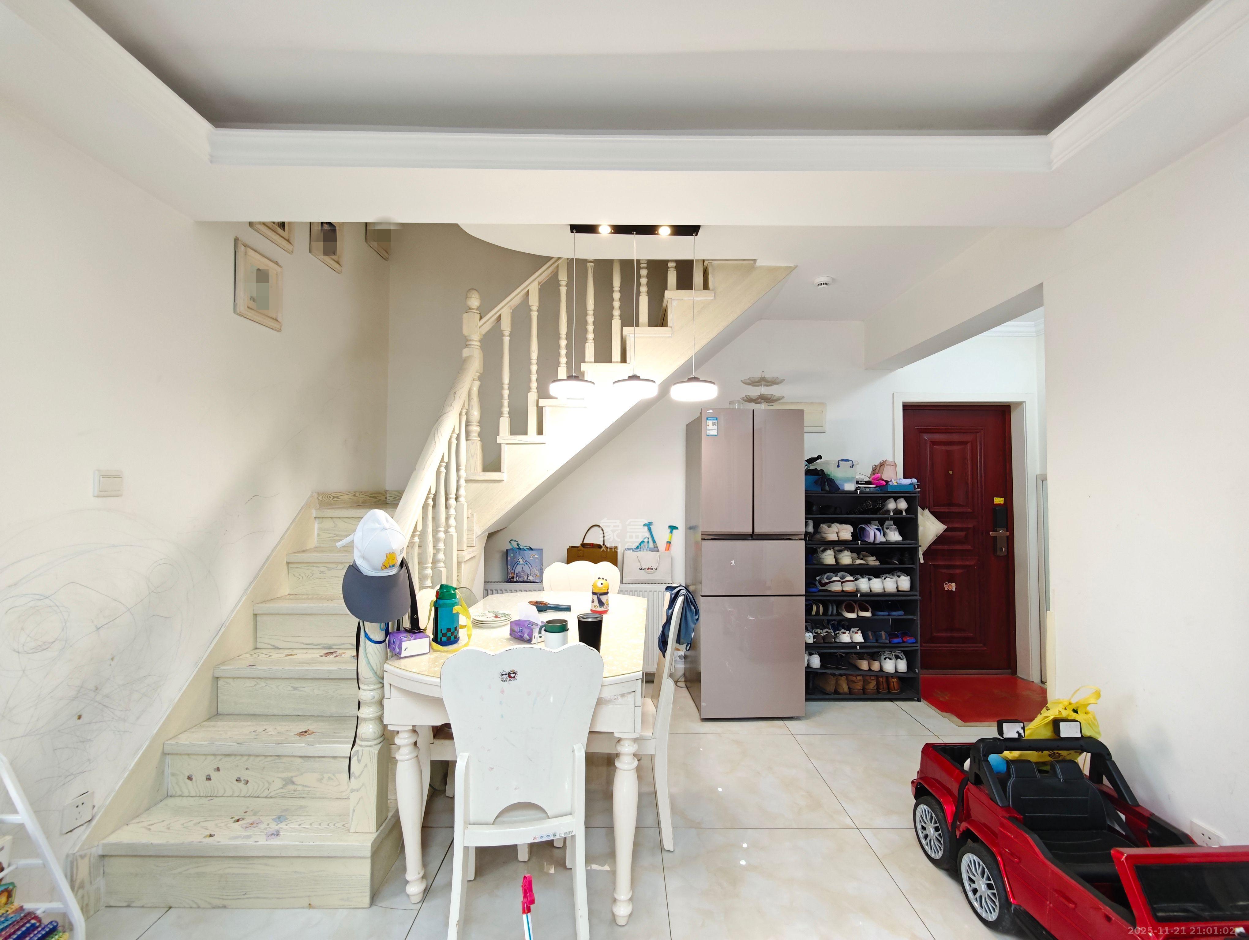 保利城(中航城国际社区、郡原美村) 4室2厅2卫 88.0万 保利城(中航城国际社区、郡原美村) 4室2厅2卫 88.0万其他