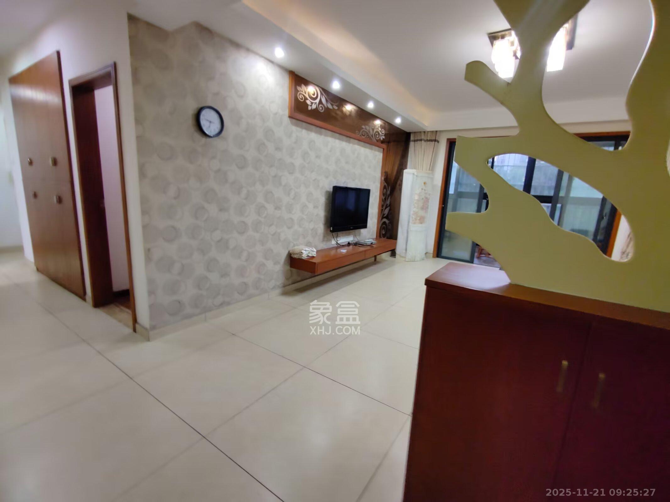 鹏基诺亚山林  1室0厅0卫    2200.0元/月室内图