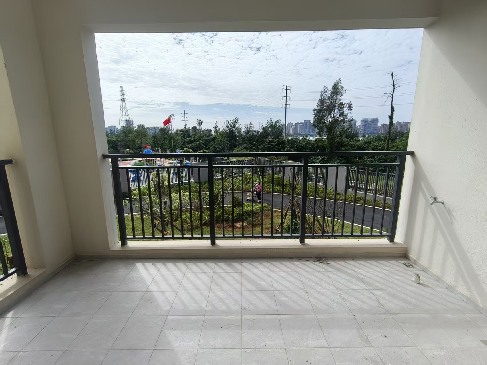 和风家园蓝天居 3室2厅2卫 2800.0元/月 和风家园蓝天居 3室2厅2卫 2800.0元/月室内图