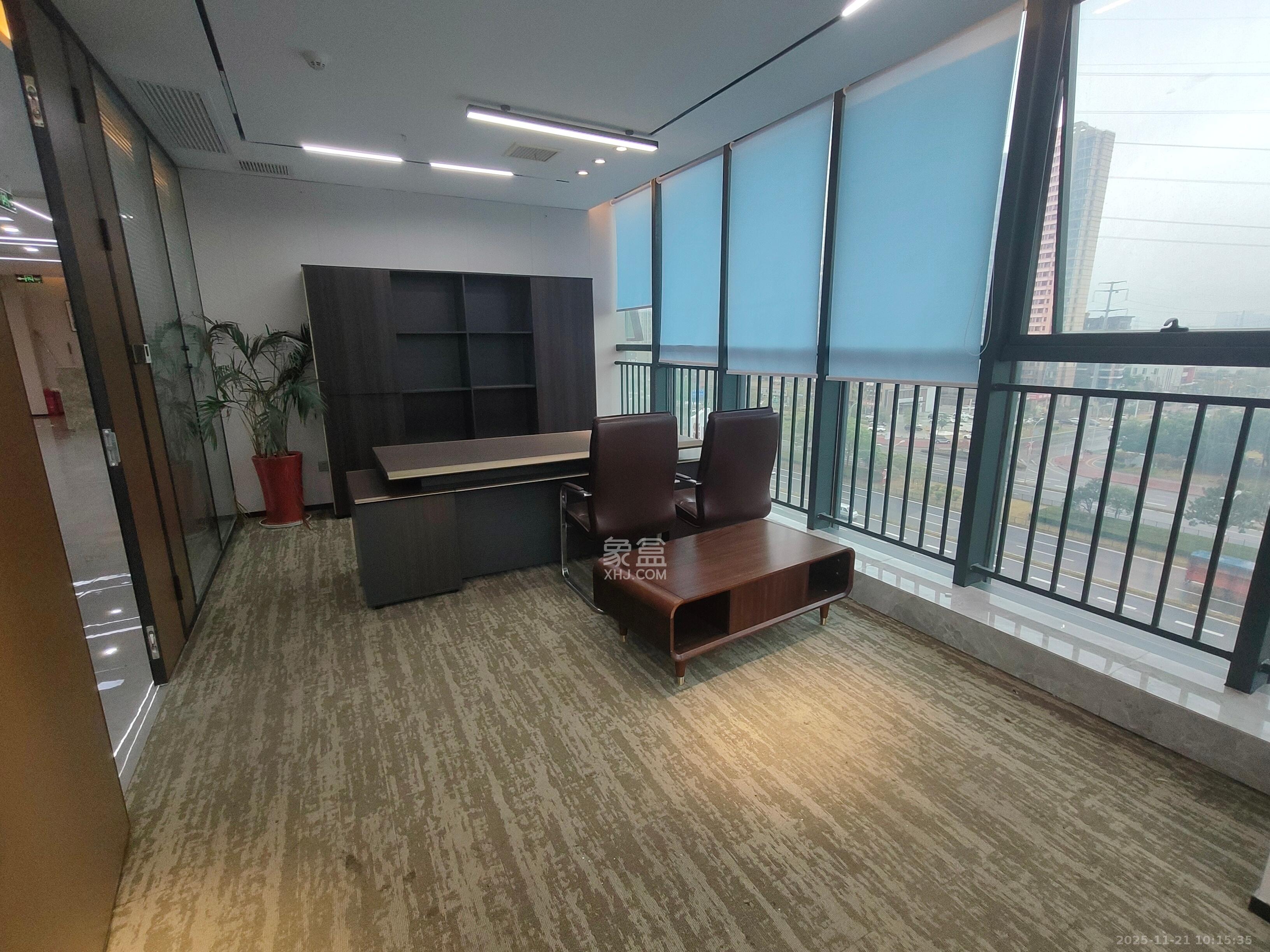 铭诚绿谷智慧产业园   296.0㎡      11840.0元/月室内图