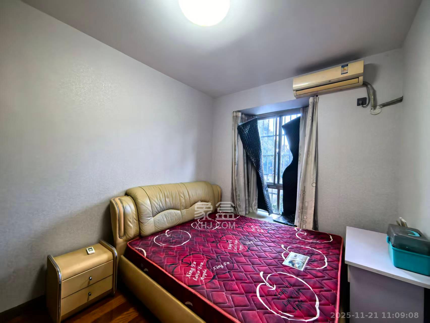 湖南开放大学  4室2厅2卫    3000.0元/月室内图