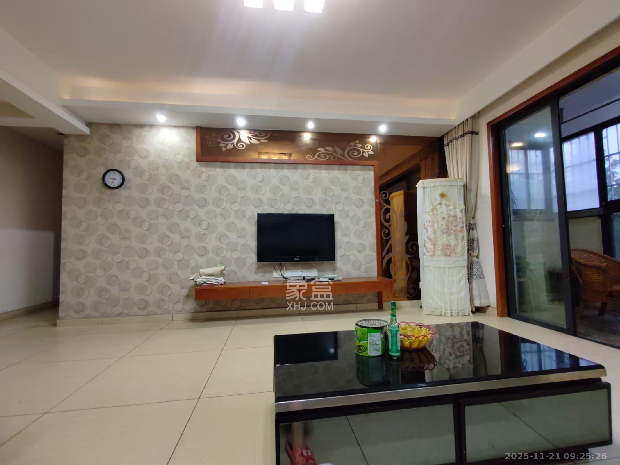 鹏基诺亚山林  1室0厅0卫    2200.0元/月室内图