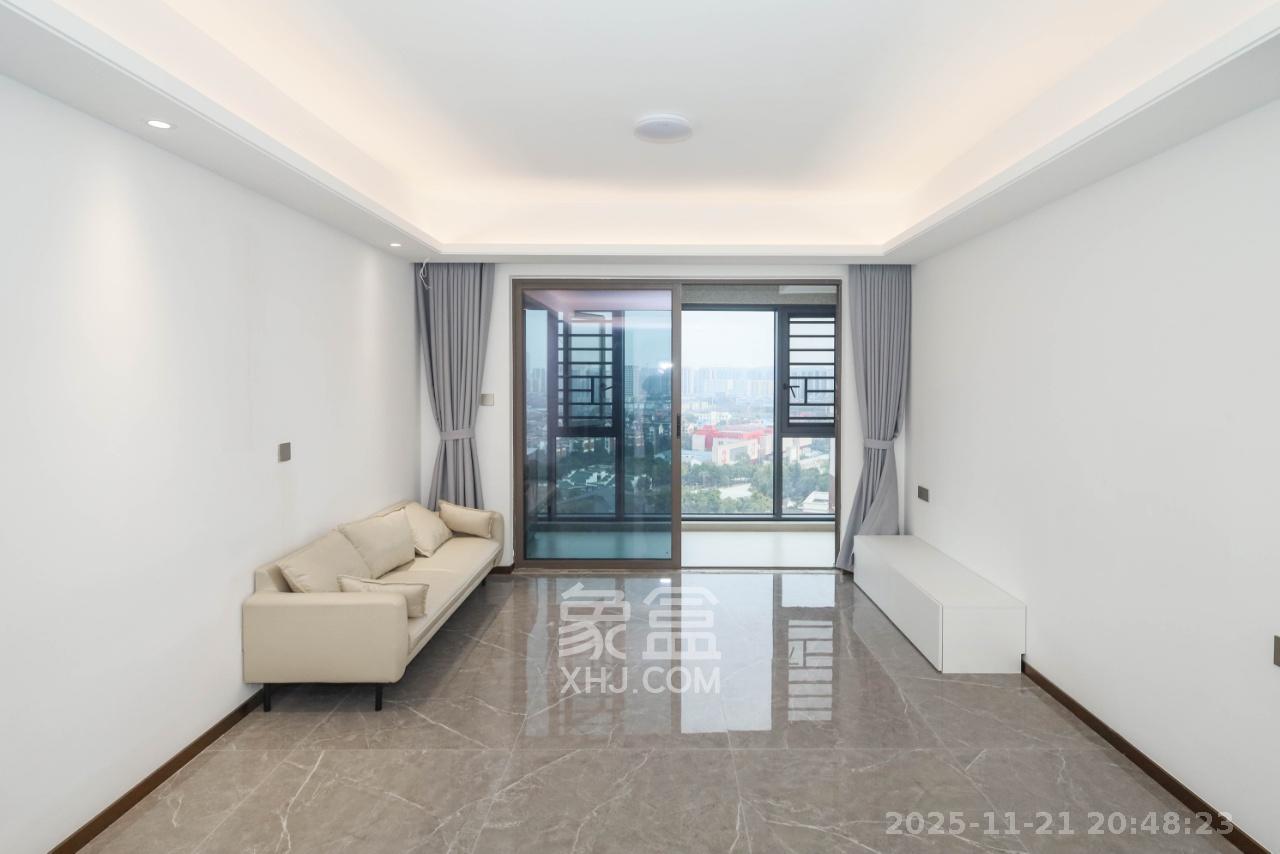 长沙溪山悦 3室2厅1卫 2400.0元/月 长沙溪山悦 3室2厅1卫 2400.0元/月室内图