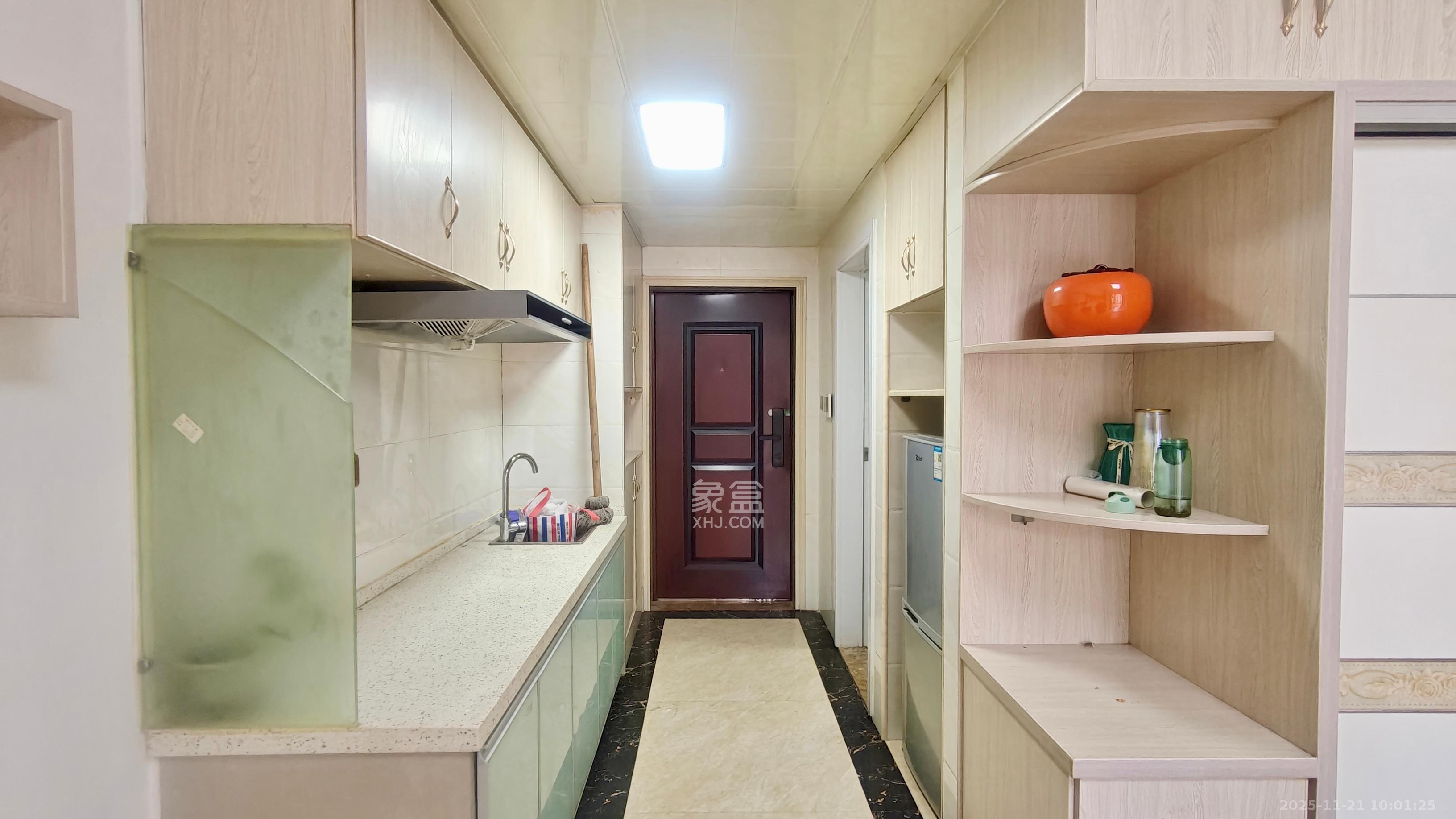 江山帝景哈佛  1室1厅1卫    1350.0元/月室内图