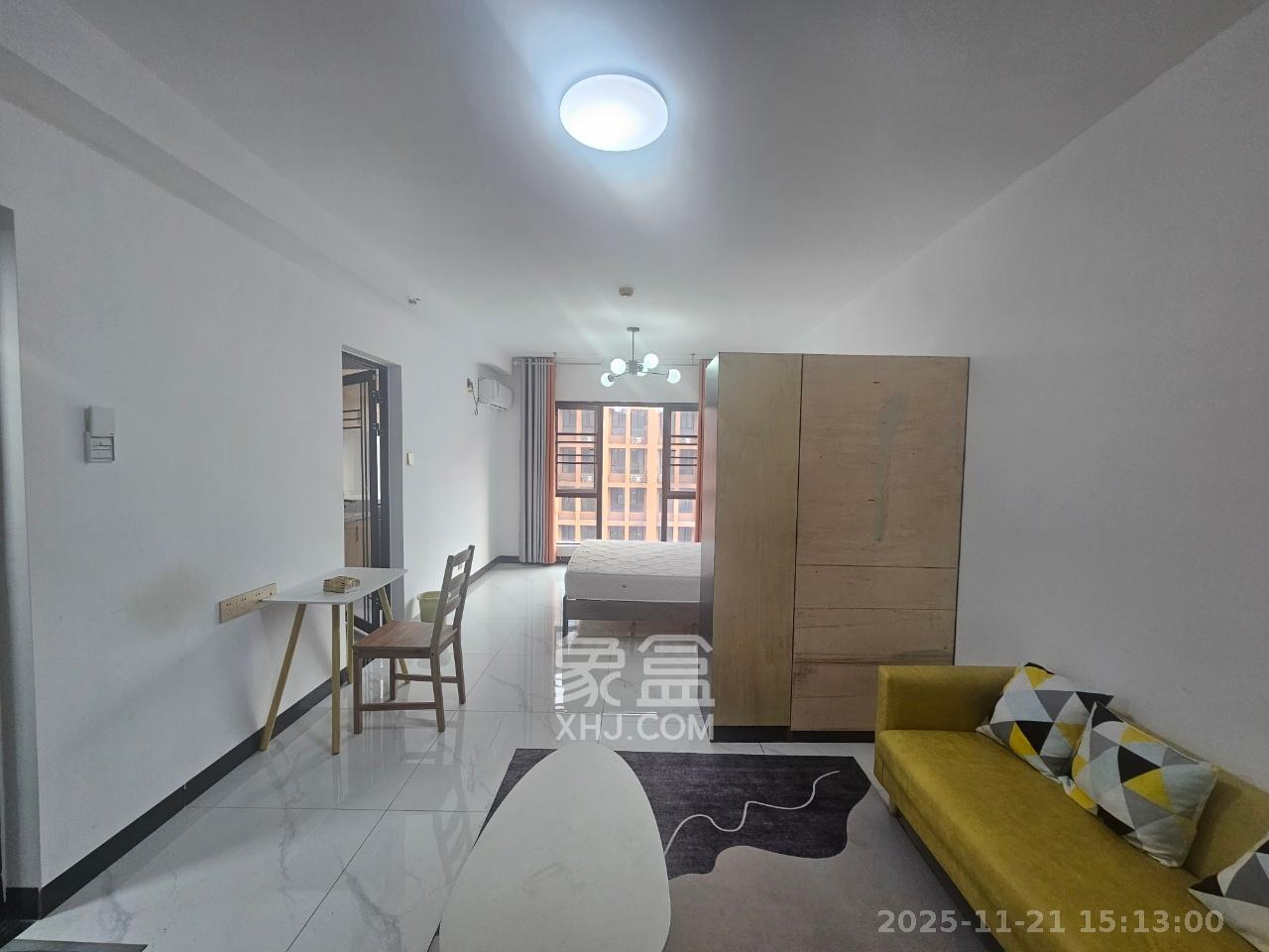 鑫远揽悦（鑫远和城三期）  1室1厅1卫    1600.0元/月