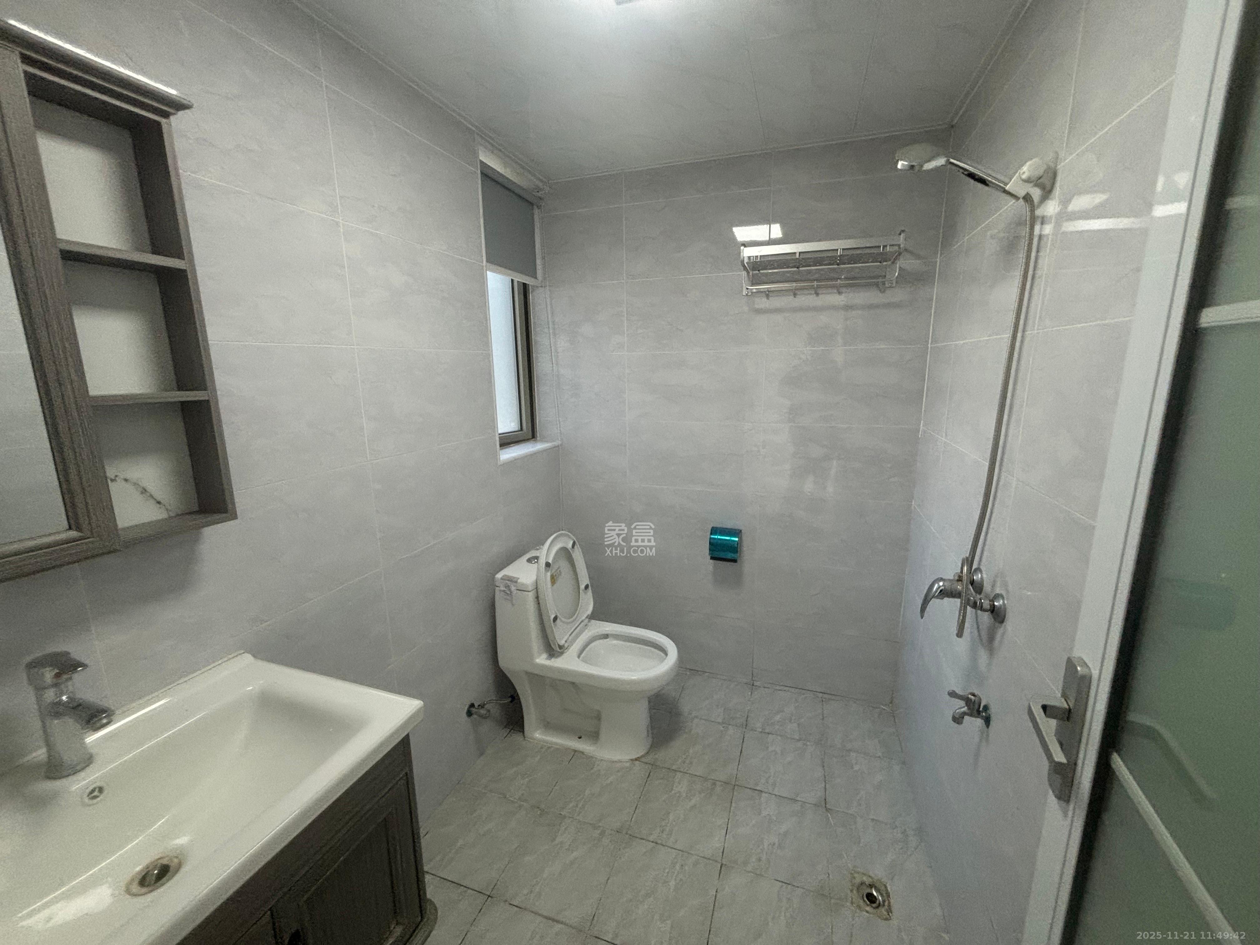 梅溪湖金茂湾  4室2厅2卫    3000.0元/月室内图