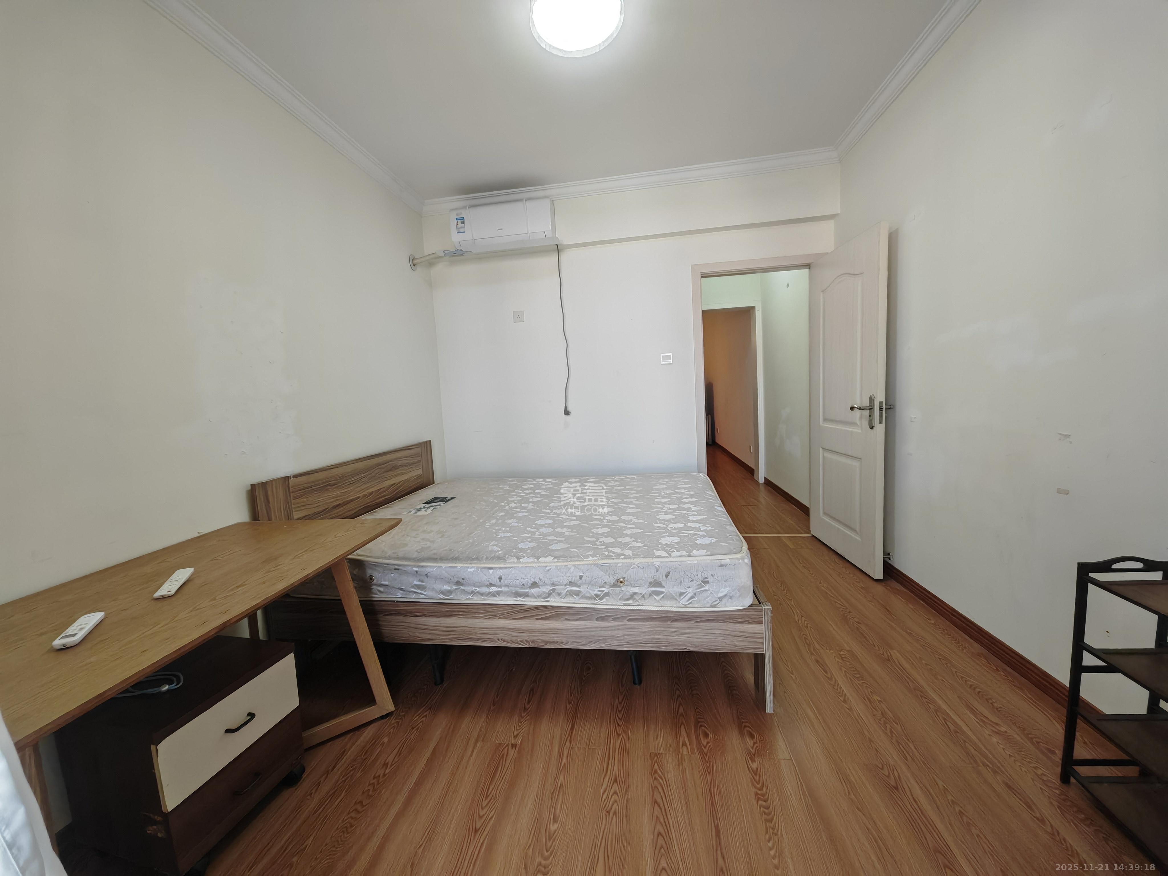 君悦紫园  1室1厅1卫    2000.0元/月室内图