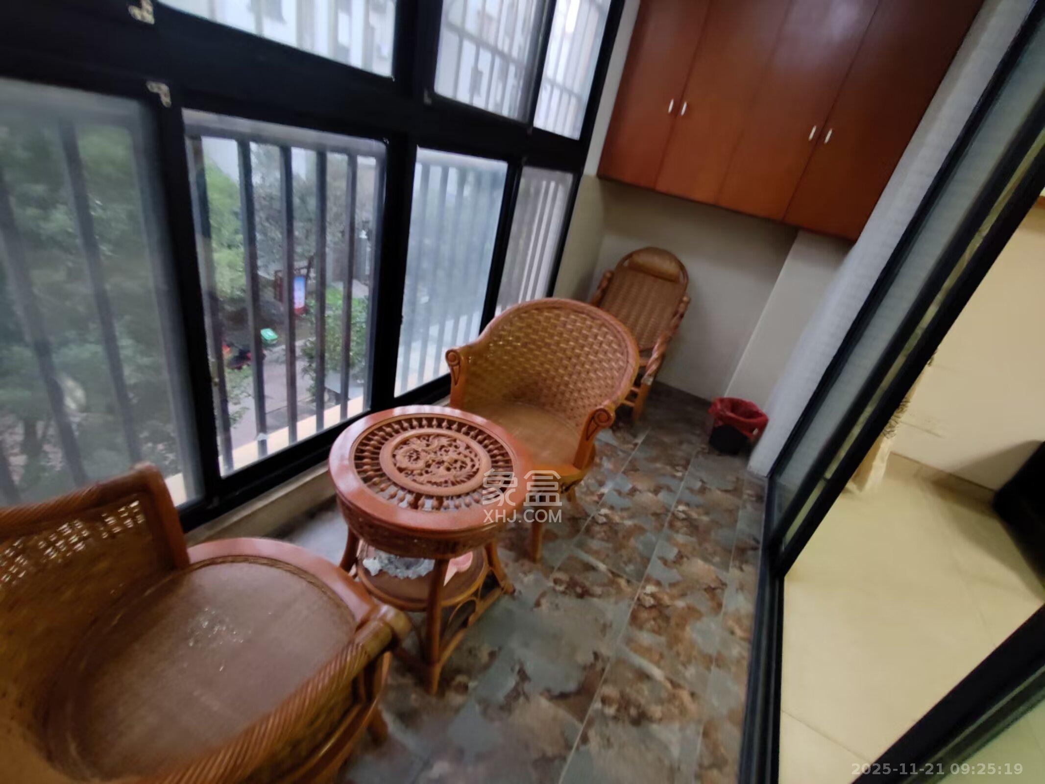 鹏基诺亚山林  1室0厅0卫    2200.0元/月室内图