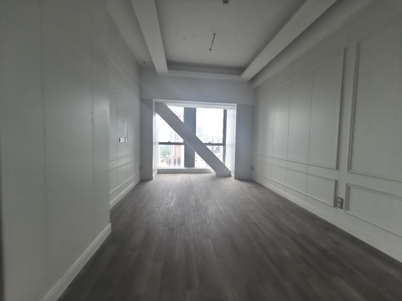 置地东方广场   86.0㎡      8600.0元/月室内图