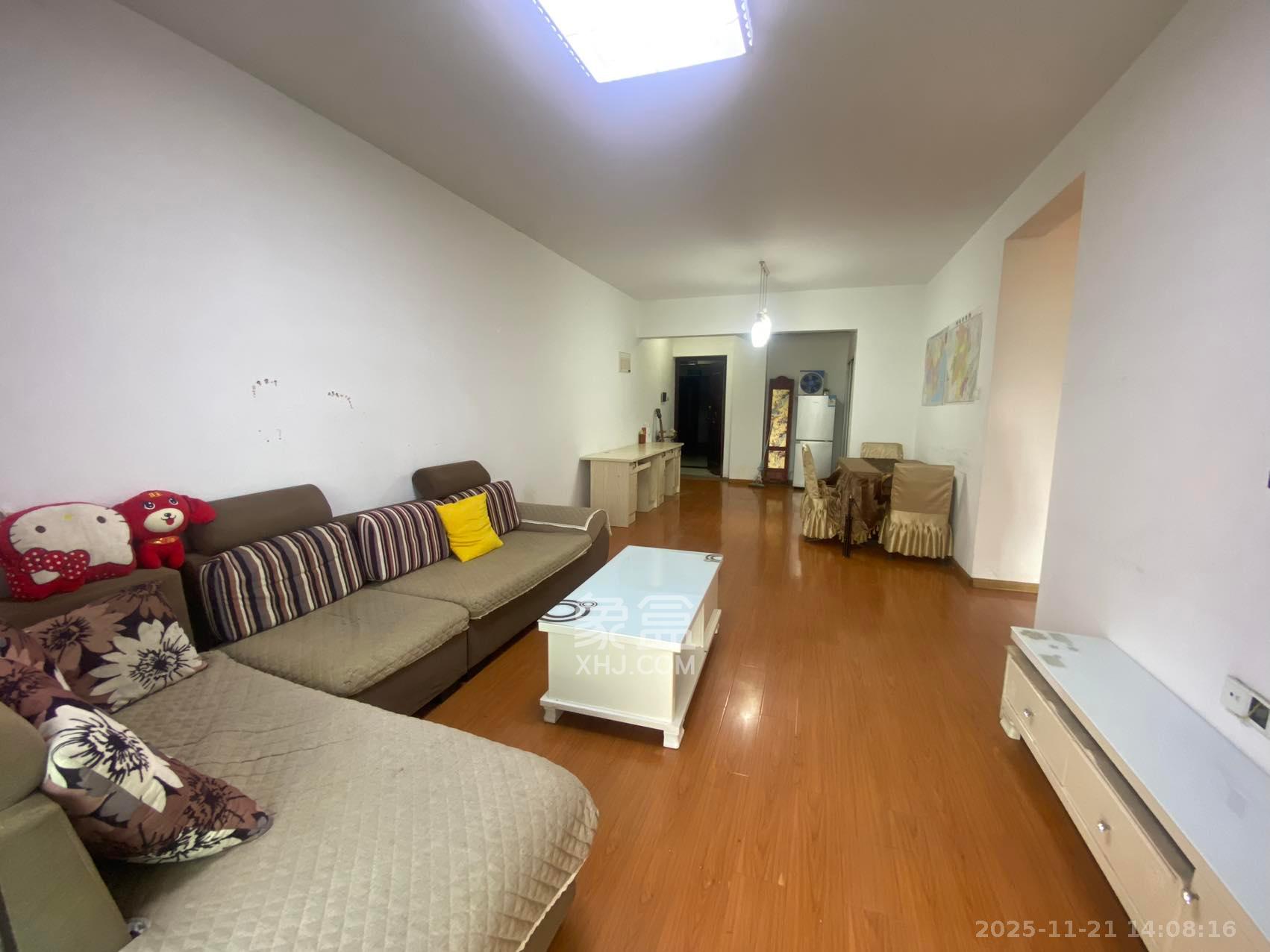 达美D6区 3室2厅2卫 2500.0元/月 达美D6区 3室2厅2卫 2500.0元/月室内图