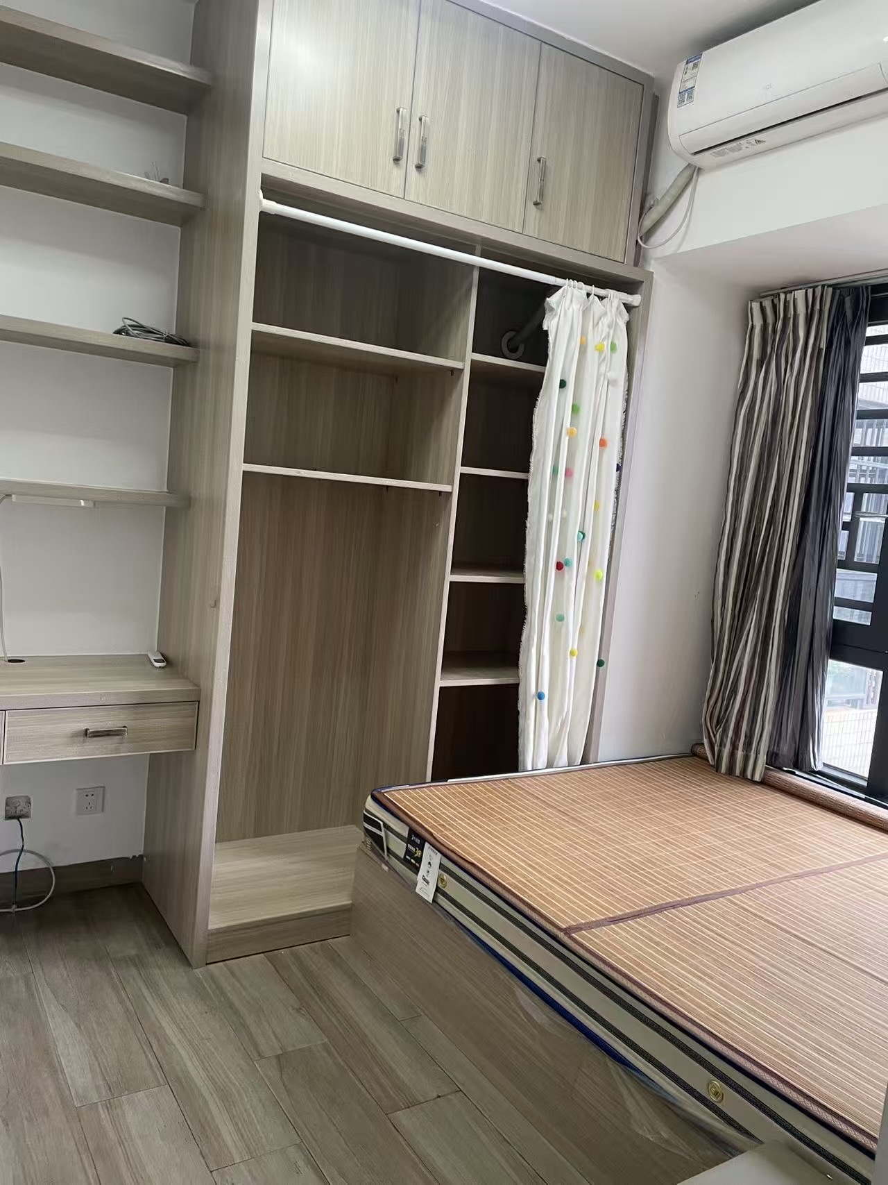 芒果社  2室2厅1卫    2800.0元/月室内图