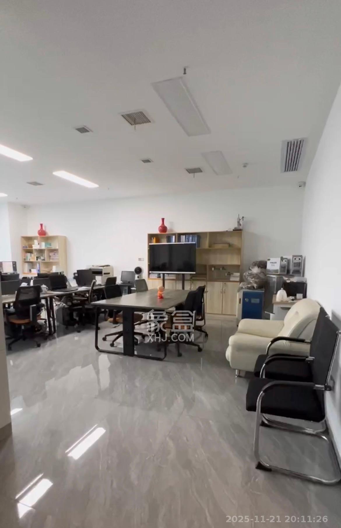 复地星光天地 1室0厅0卫 17500.0元/月 复地星光天地 1室0厅0卫 17500.0元/月室内图