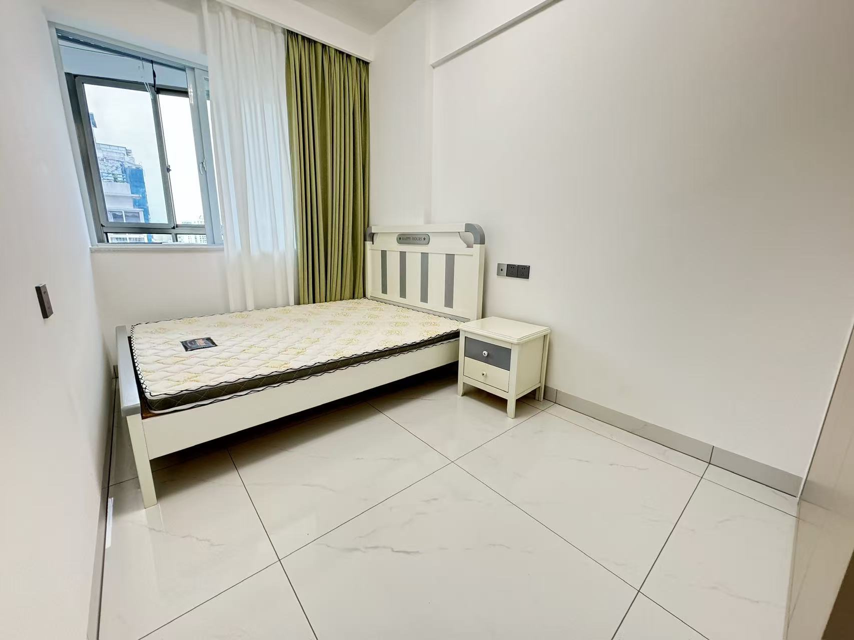 侨达花园  3室2厅1卫    3000.0元/月室内图