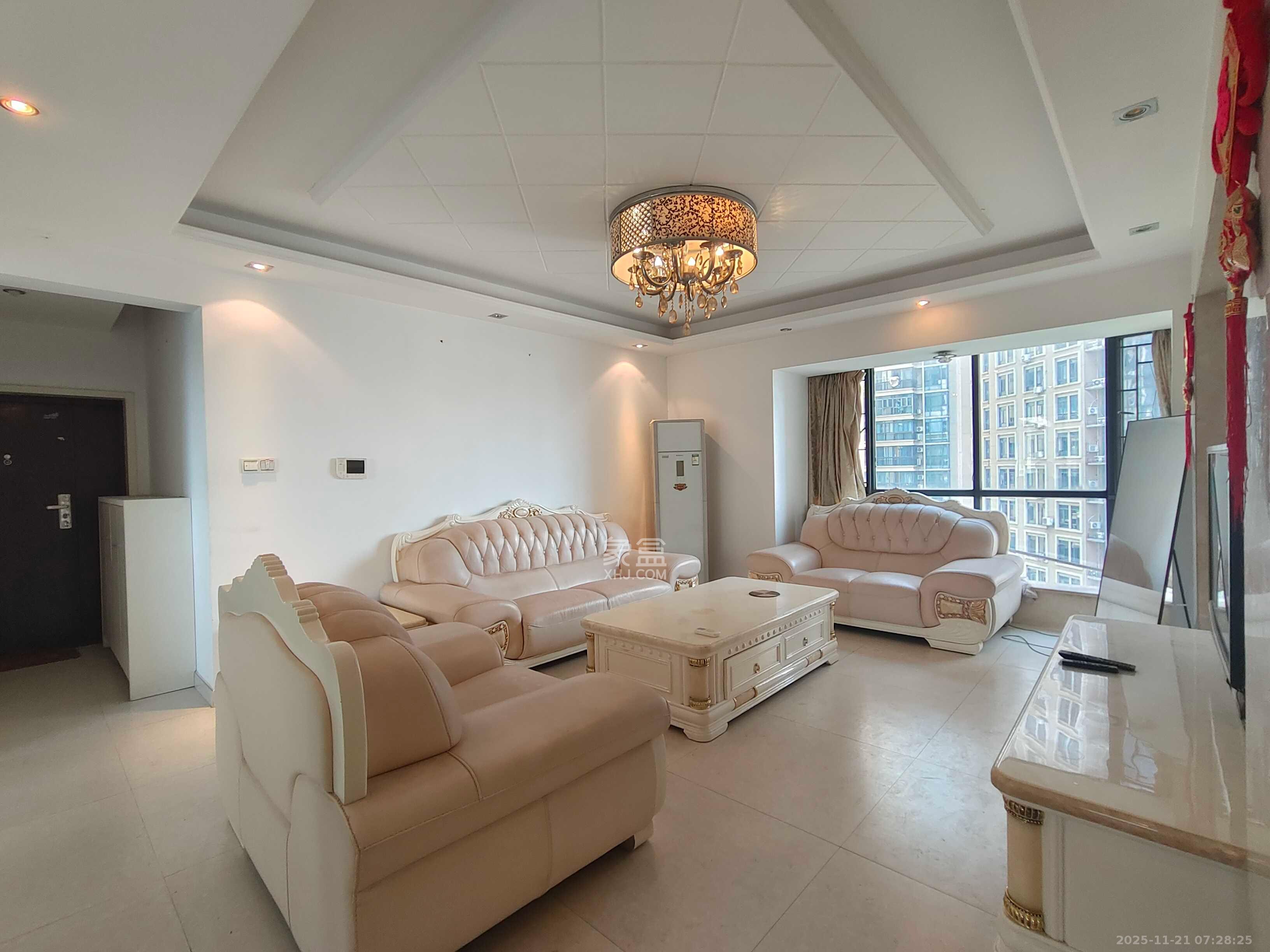 融圣国际  3室1厅2卫    3500.0元/月