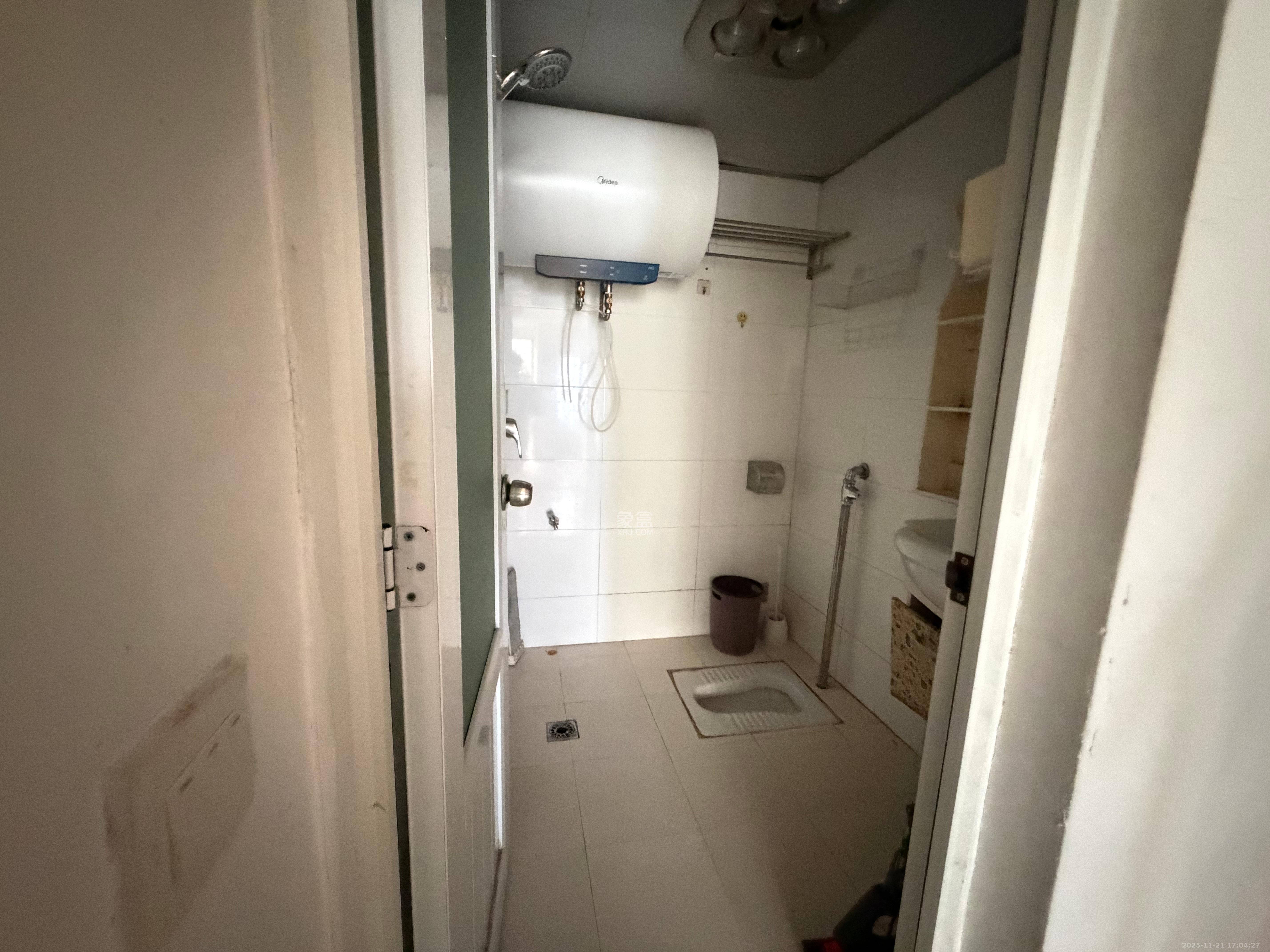 格蓝康都  2室1厅1卫    2000.0元/月室内图