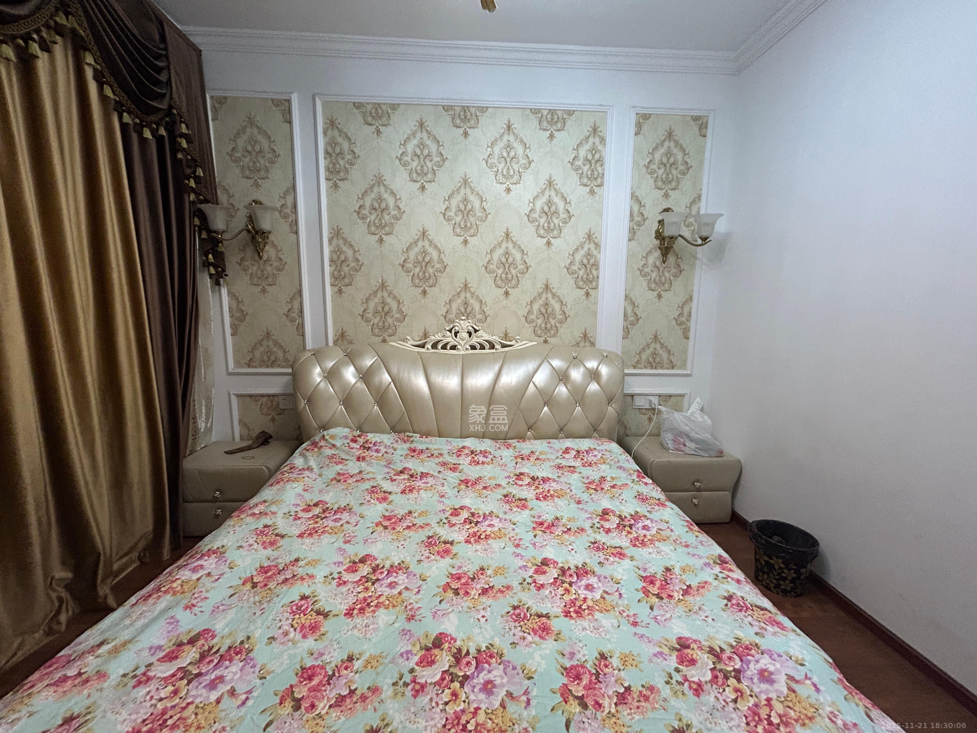 月亮湾草莓街区一、二期 1室0厅0卫 2500.0元/月 月亮湾草莓街区一、二期 1室0厅0卫 2500.0元/月室内图