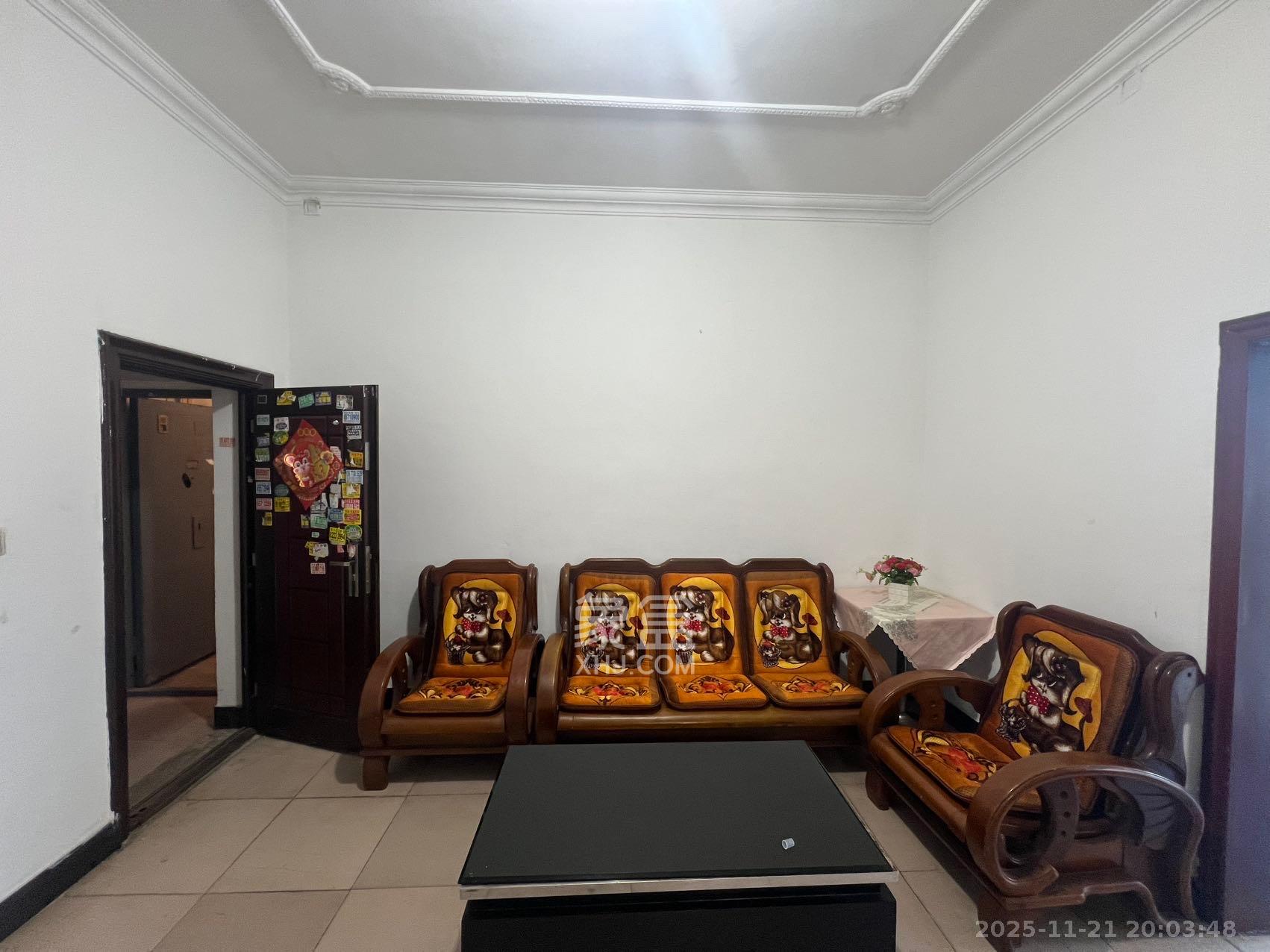 洞井一小区  1室0厅0卫    1300.0元/月室内图