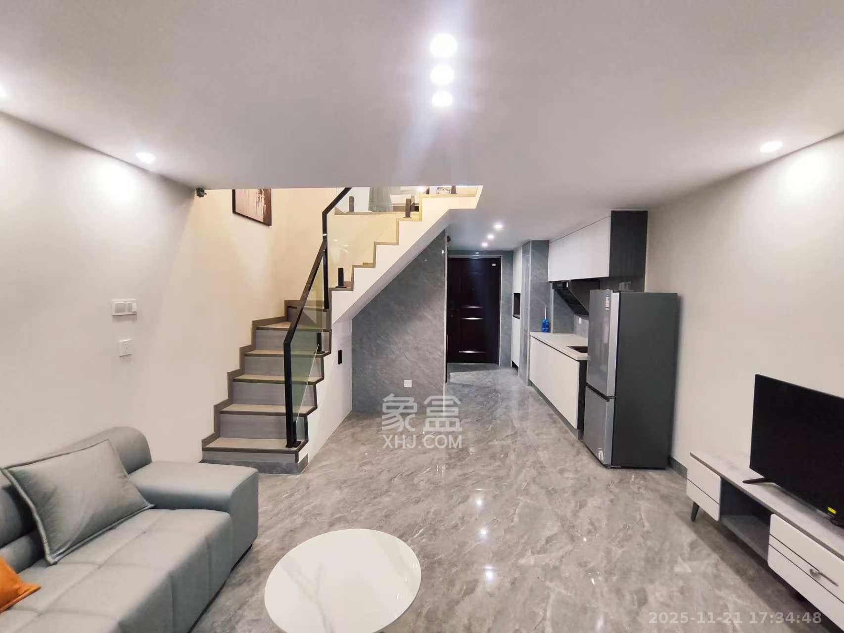 长燃润和天地（长润小区印湘江）  2室2厅1卫    1900.0元/月室内图