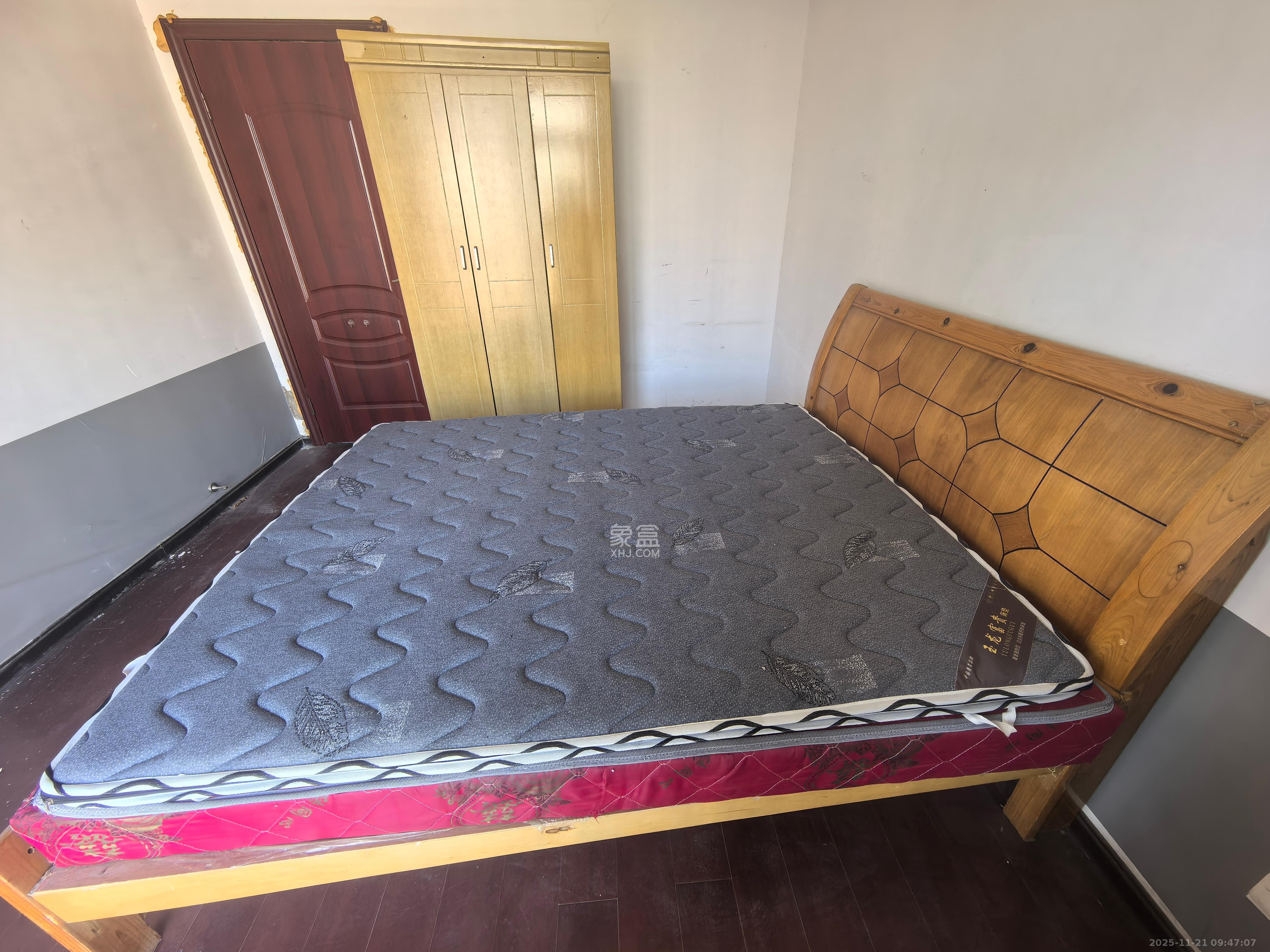 泰禹家园(彩云之翼家园一期、二期、三期) 3室2厅1卫 1700.0元/月 泰禹家园(彩云之翼家园一期、二期、三期) 3室2厅1卫 1700.0元/月室内图