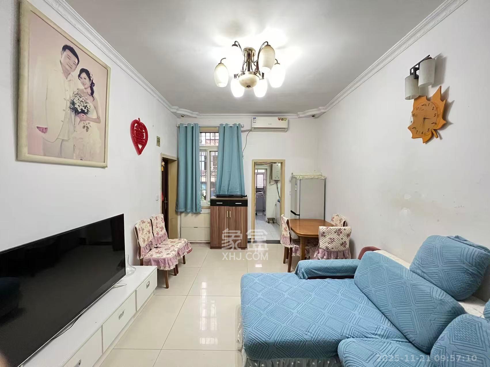 湖橡宿舍/湖橡小区 1室1厅1卫 1450.0元/月 湖橡宿舍/湖橡小区 1室1厅1卫 1450.0元/月室内图