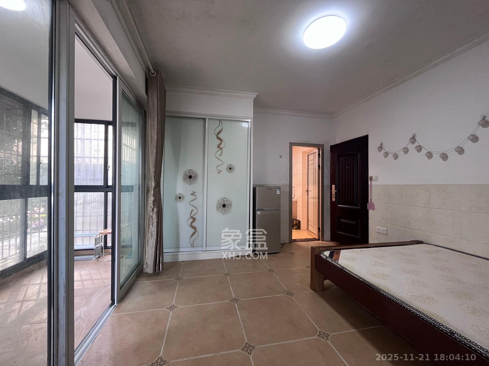 和康园小区  1室0厅1卫    900.0元/月室内图