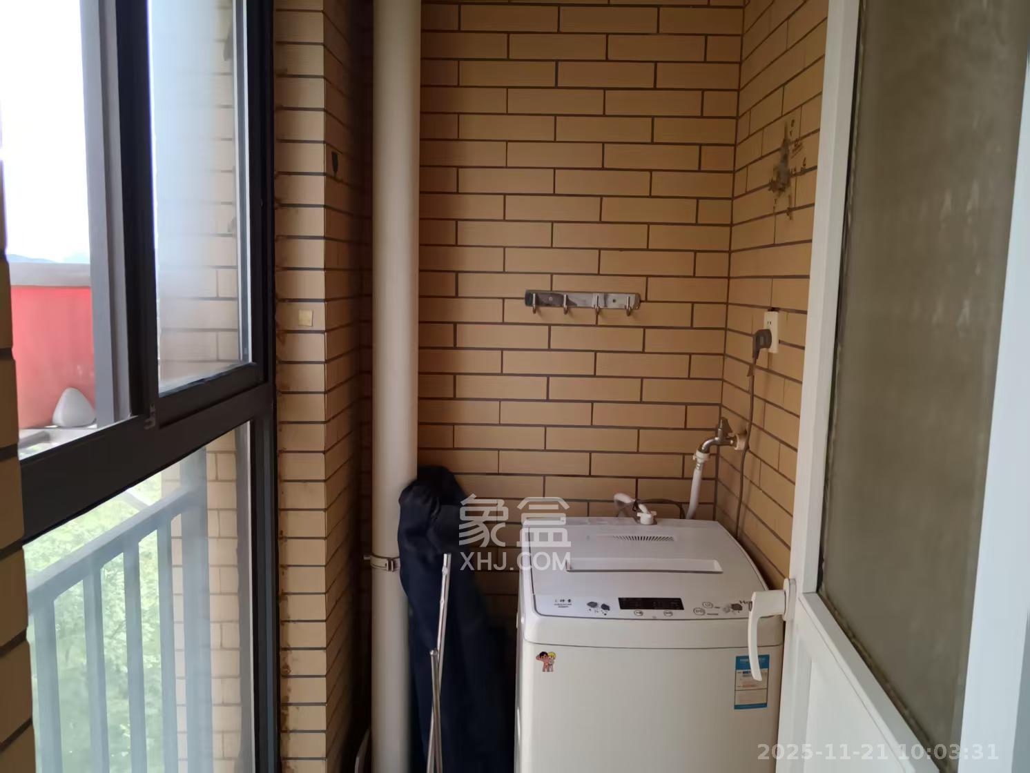 汇金城/嘉华城一期  1室1厅1卫    1400.0元/月室内图