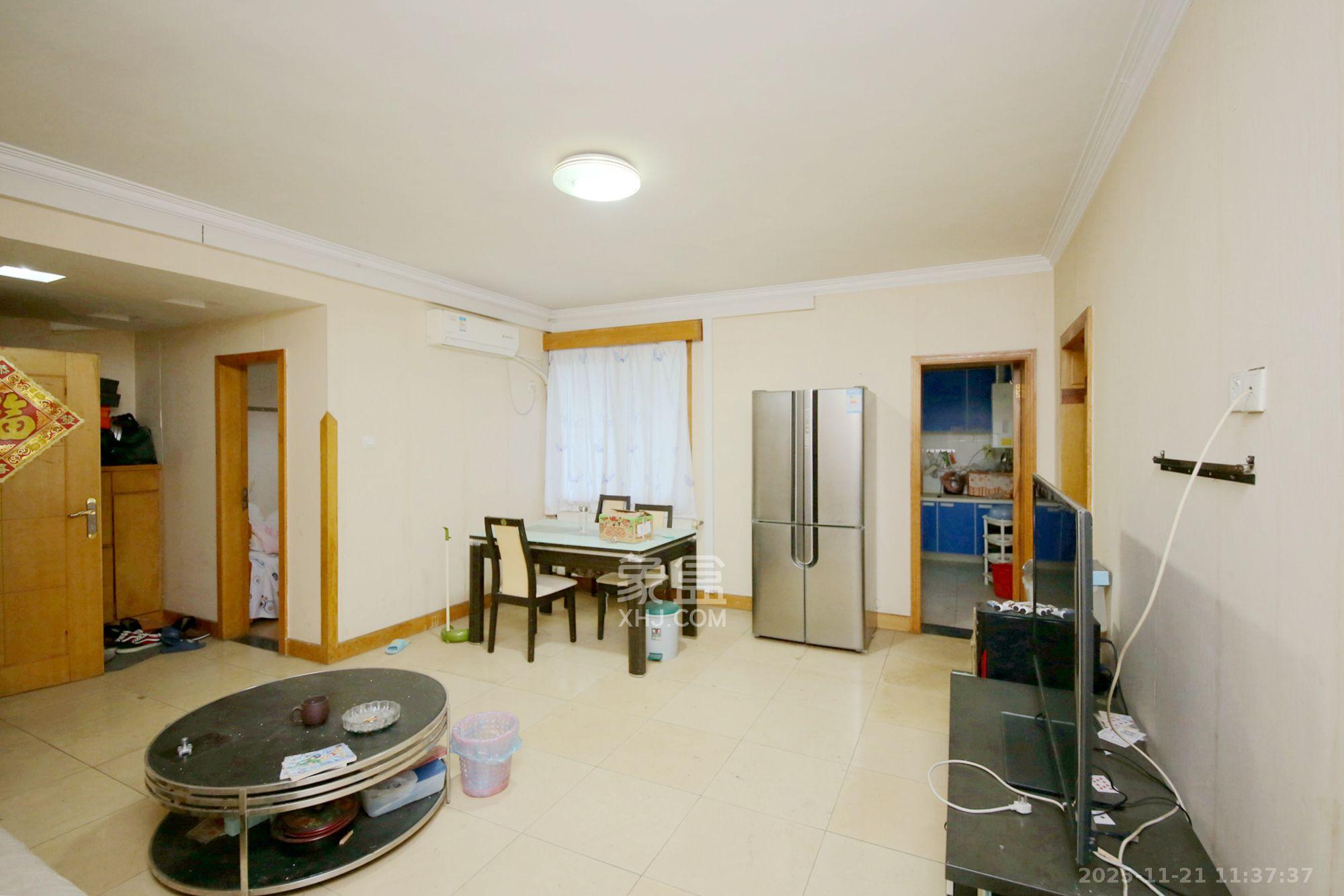 铭园小区  5室2厅3卫    4500.0元/月室内图