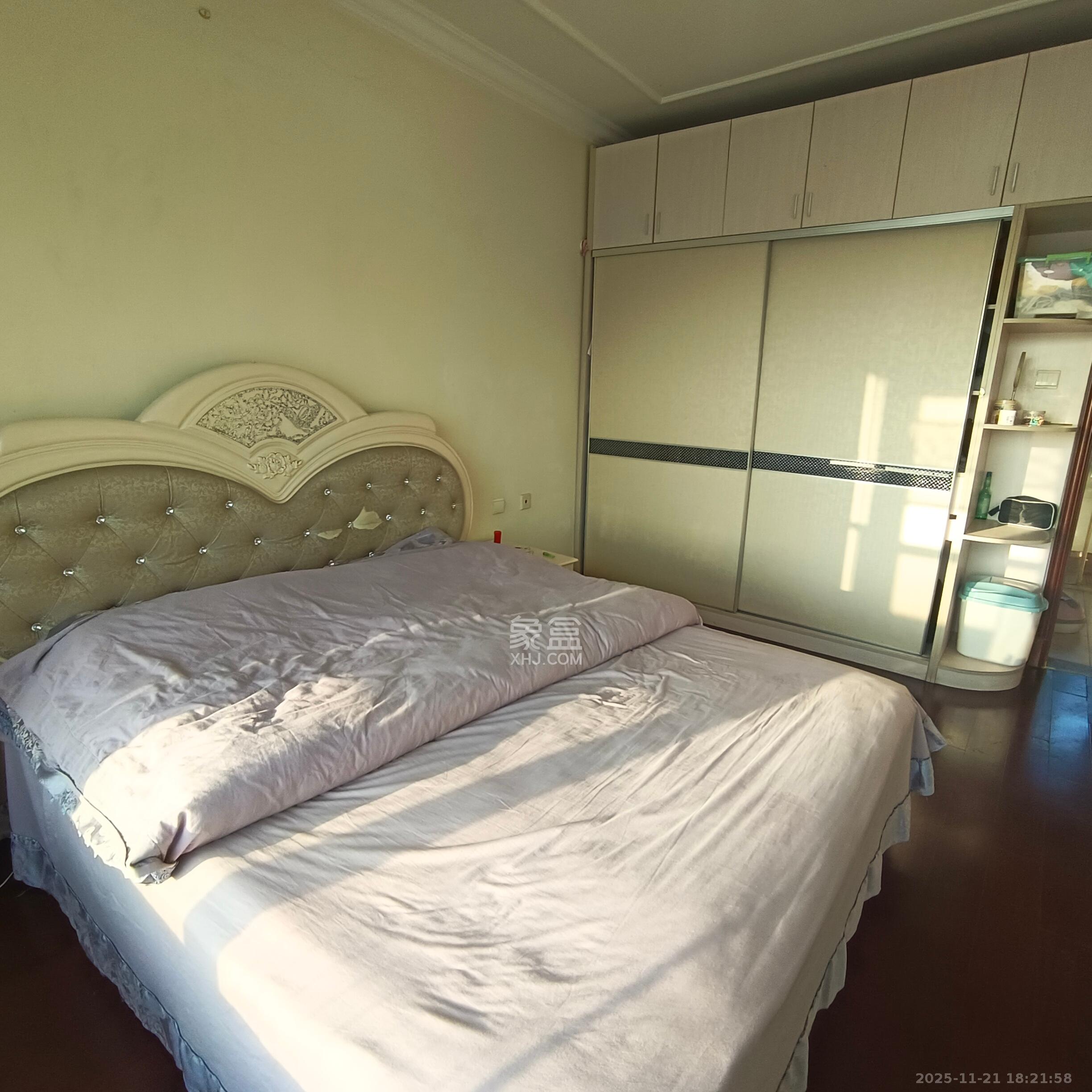 恒大雅苑  3室2厅2卫    2500.0元/月室内图