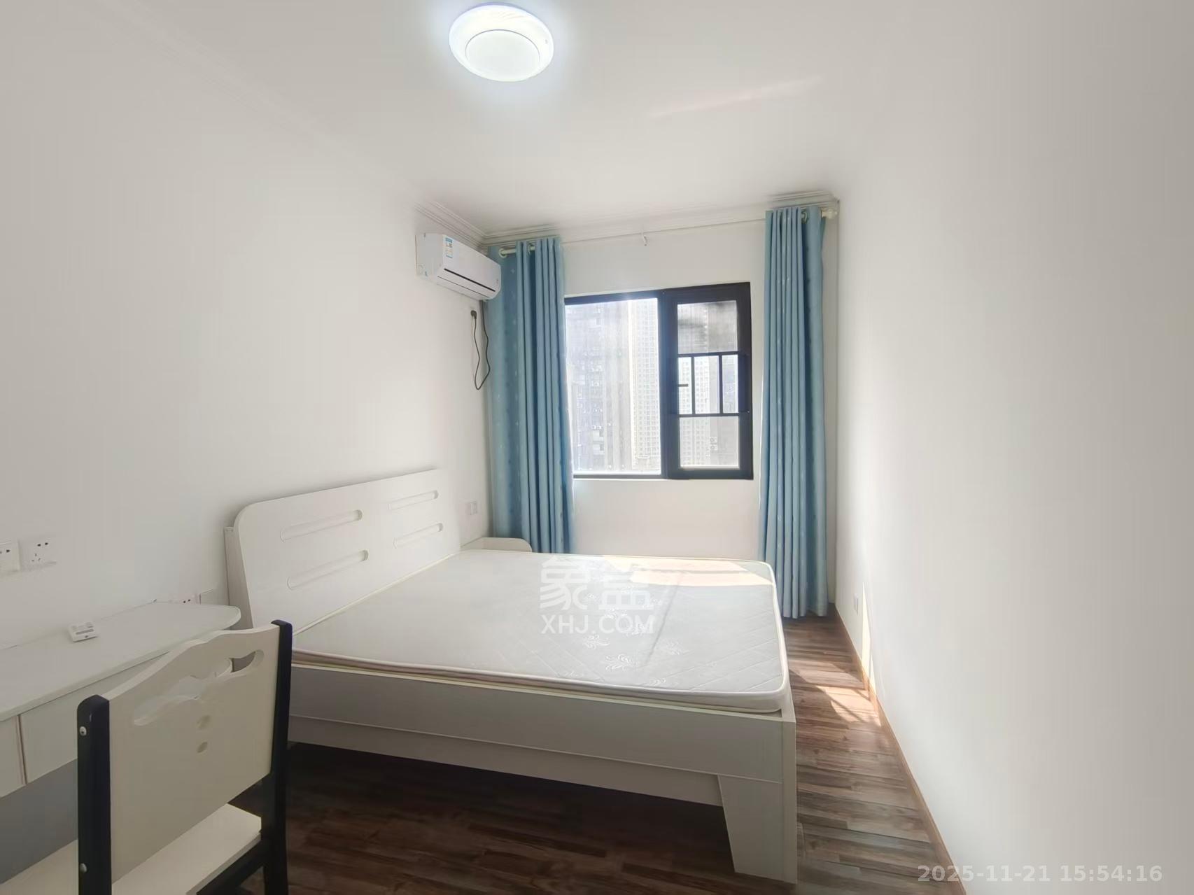 勤诚达境界城  4室2厅2卫    2400.0元/月室内图