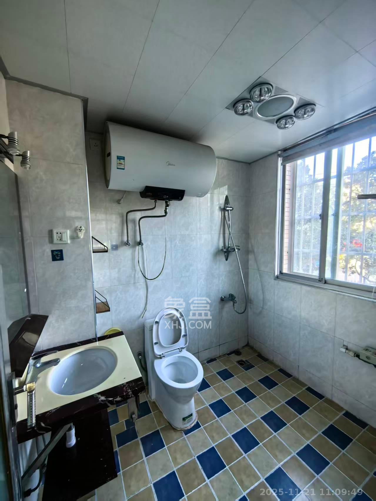 湖南开放大学  4室2厅2卫    3000.0元/月室内图