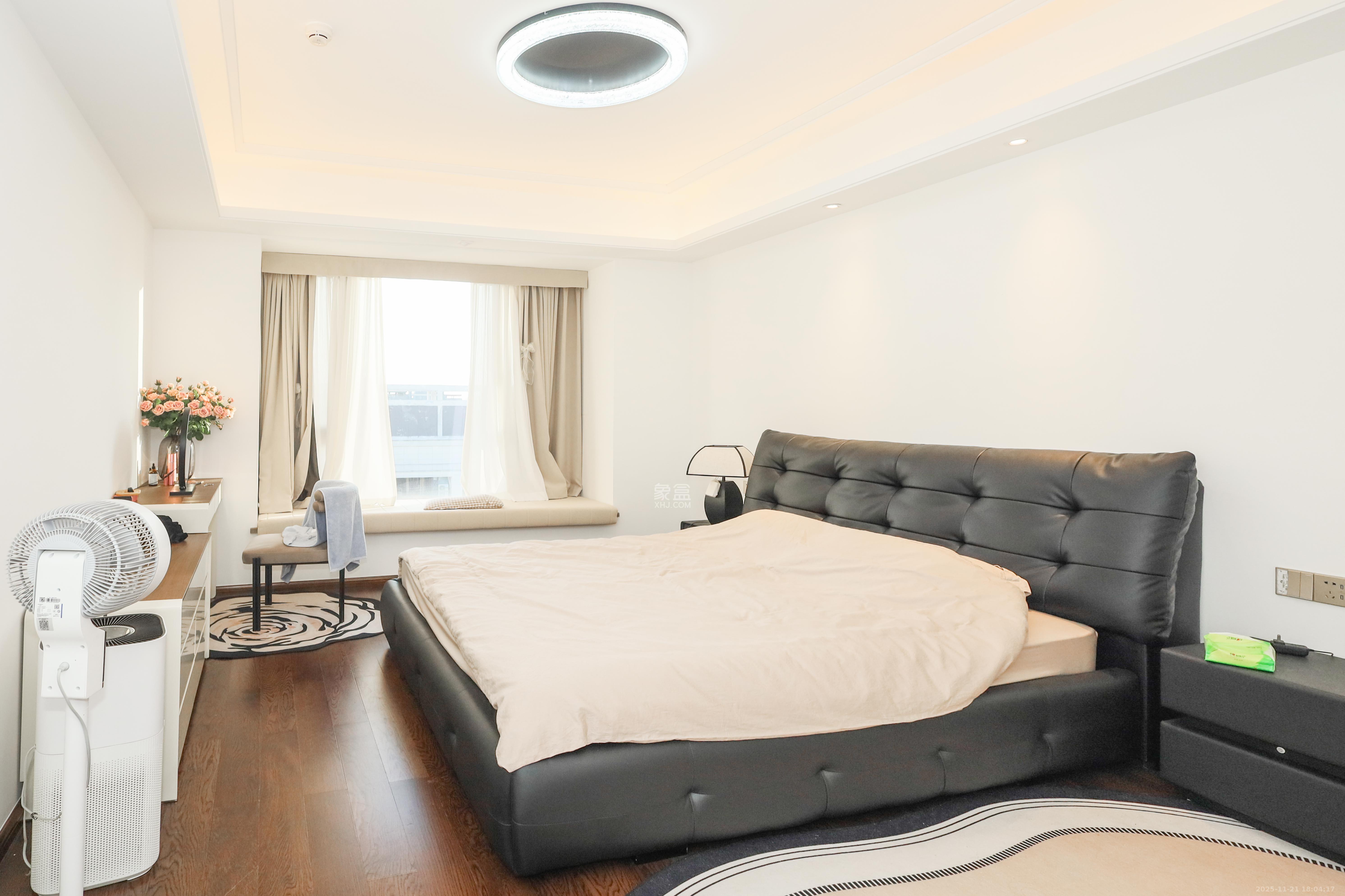 梅溪华府(新城金茂梦想华府) 4室2厅3卫 268.0万 梅溪华府(新城金茂梦想华府) 4室2厅3卫 268.0万卧室