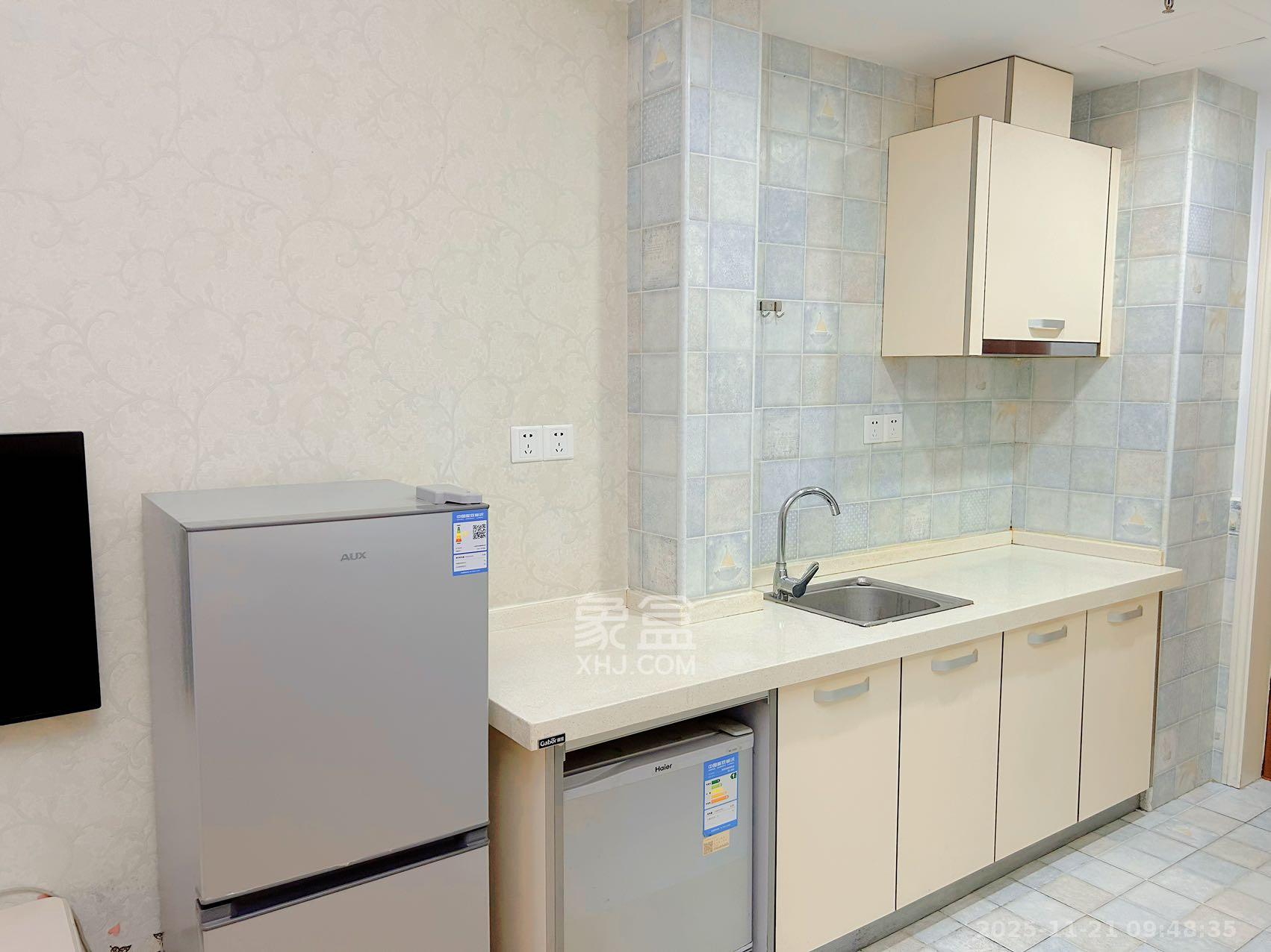 华润五彩城 1室1厅1卫 1250.0元/月 华润五彩城 1室1厅1卫 1250.0元/月室内图