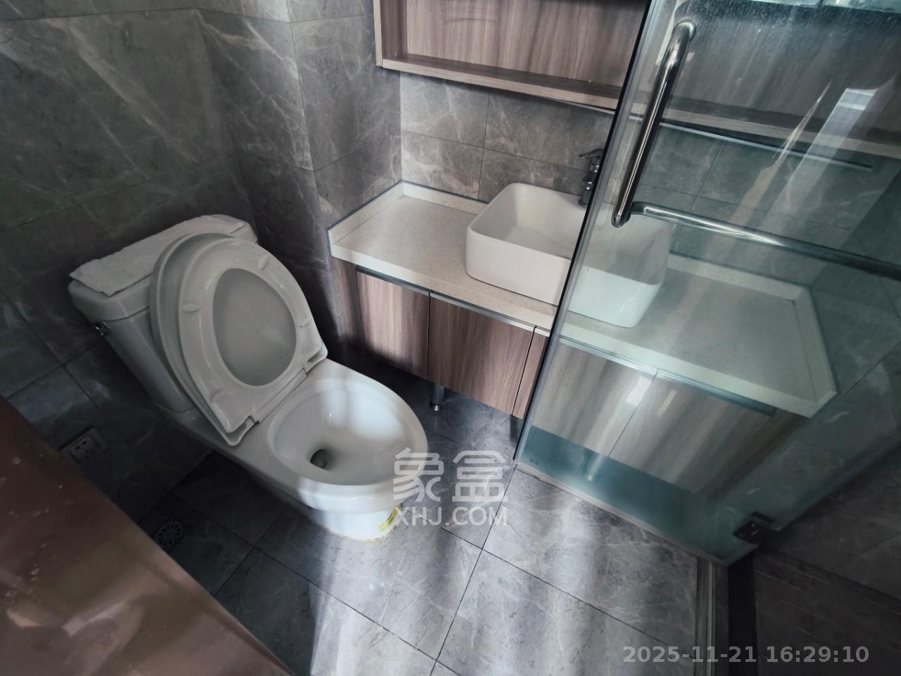 旭辉华宇南宸府  1室0厅0卫    1300.0元/月室内图