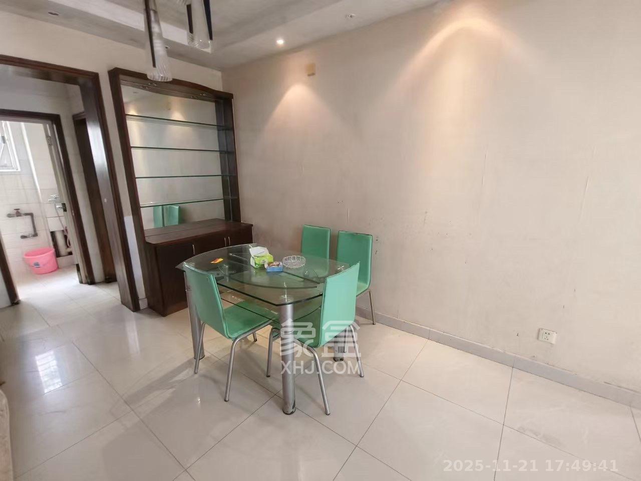 湘卫花苑 2室2厅1卫 1800.0元/月 湘卫花苑 2室2厅1卫 1800.0元/月室内图