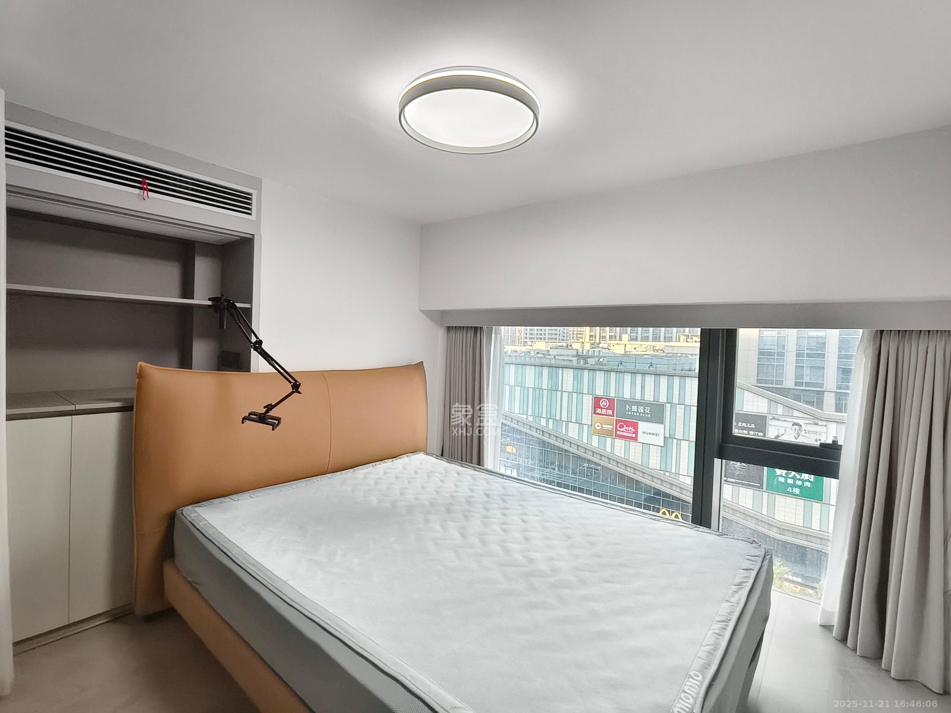 卓越中寰 2室1厅1卫 2400.0元/月 卓越中寰 2室1厅1卫 2400.0元/月室内图