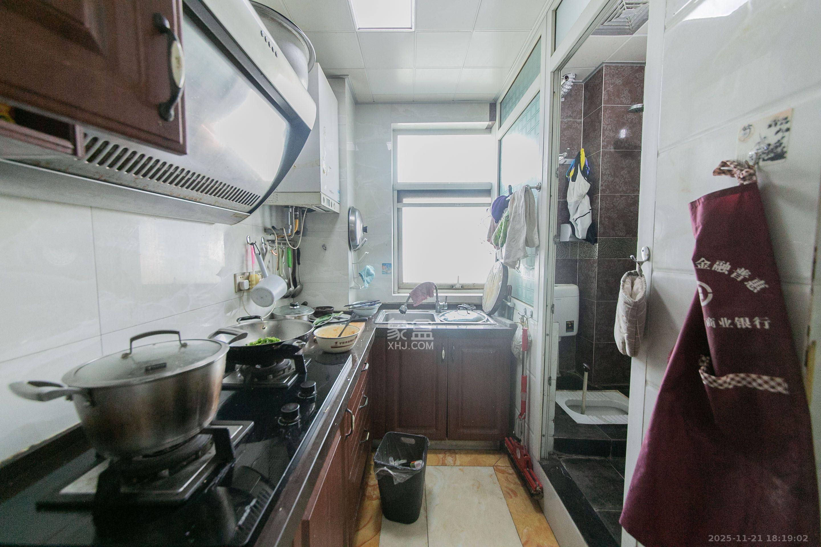 北辰三角洲D3区  4室2厅2卫    4500.0元/月室内图