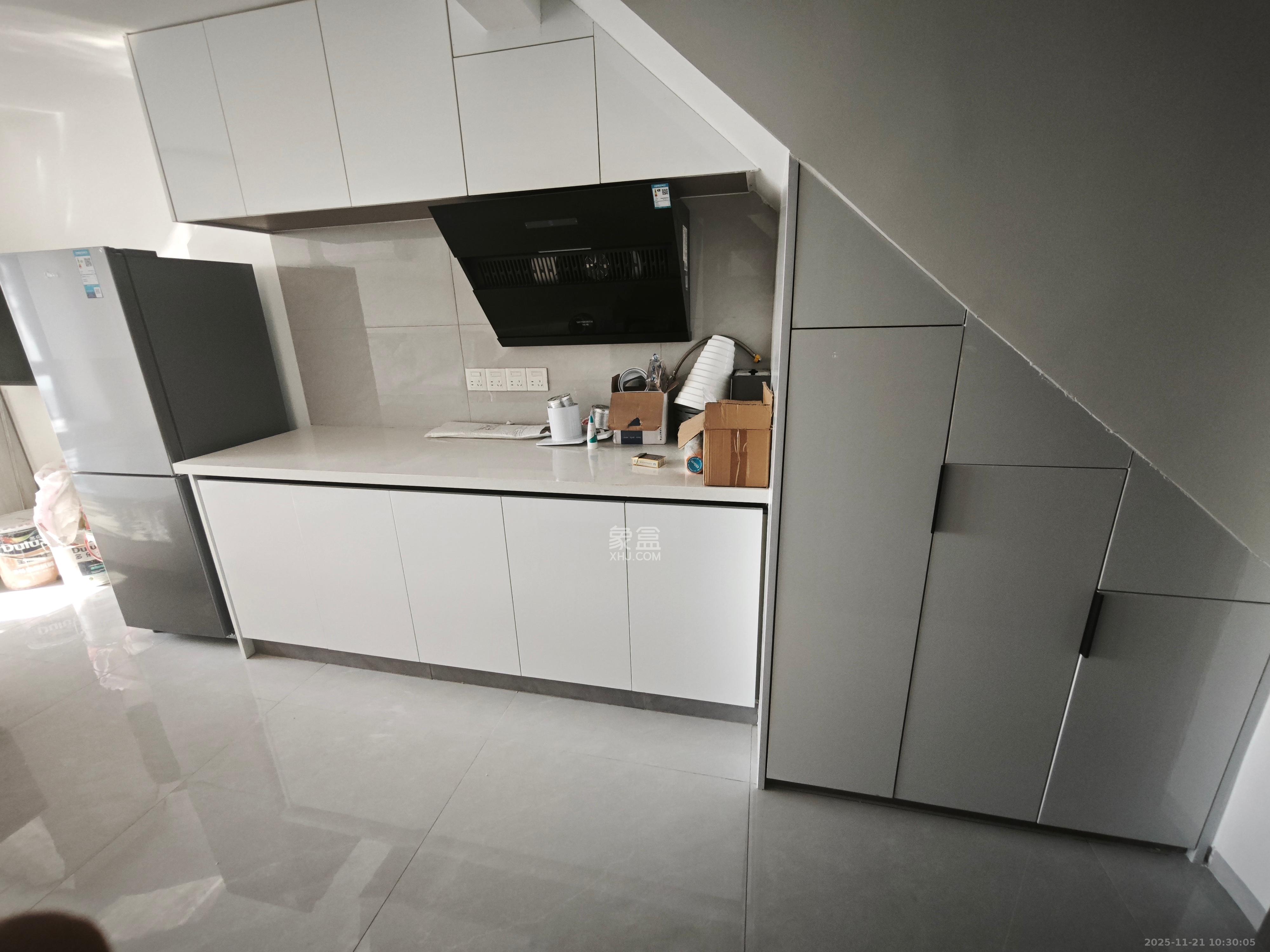 佳兆业云顶都汇 2室1厅1卫 2300.0元/月 佳兆业云顶都汇 2室1厅1卫 2300.0元/月室内图