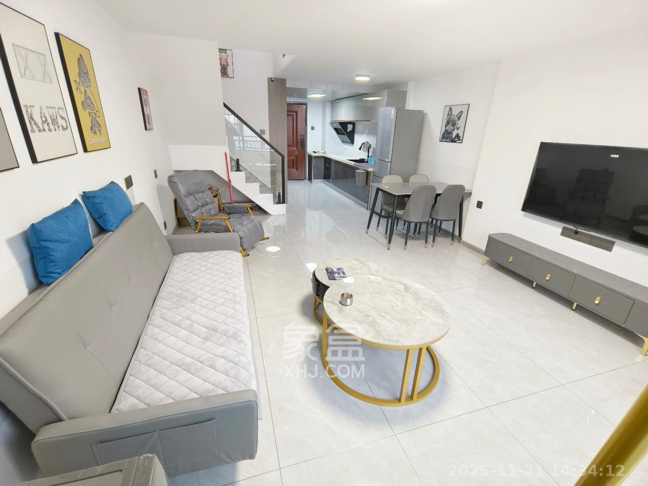 振业城三期  2室2厅1卫    2300.0元/月室内图