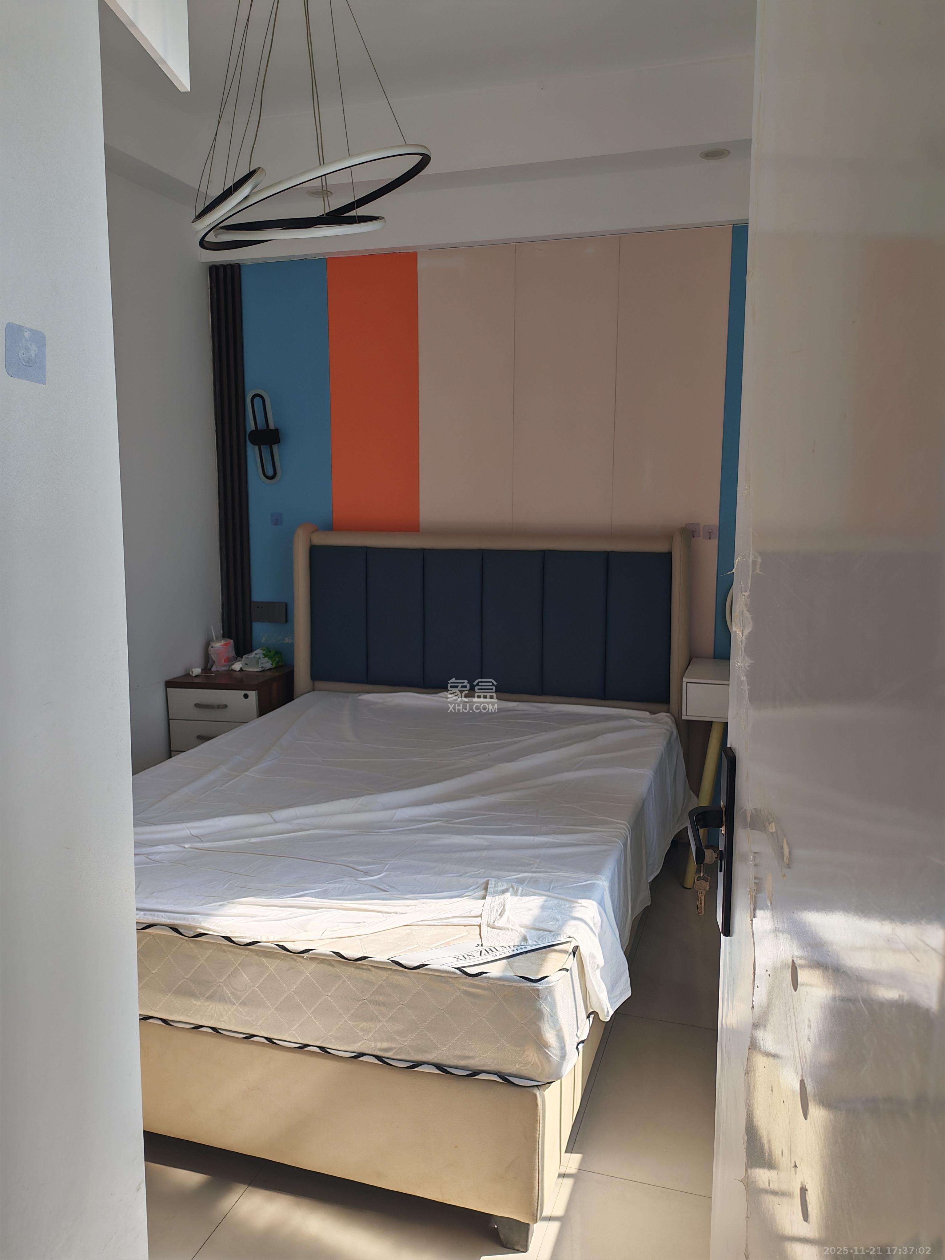 日出东方 2室1厅1卫 2200.0元/月 日出东方 2室1厅1卫 2200.0元/月室内图