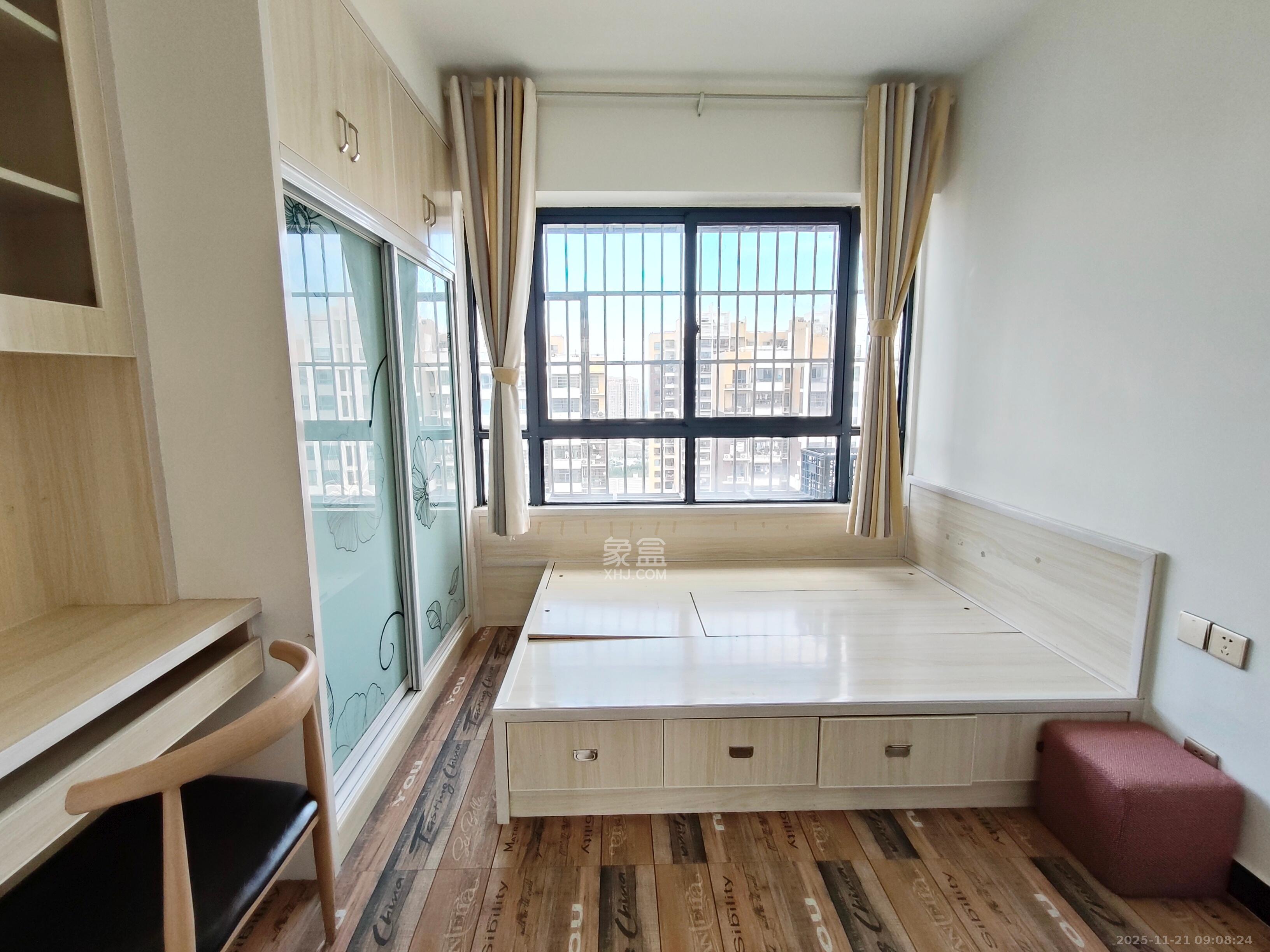 中国铁建国际城二期 3室2厅1卫 2100.0元/月 中国铁建国际城二期 3室2厅1卫 2100.0元/月室内图