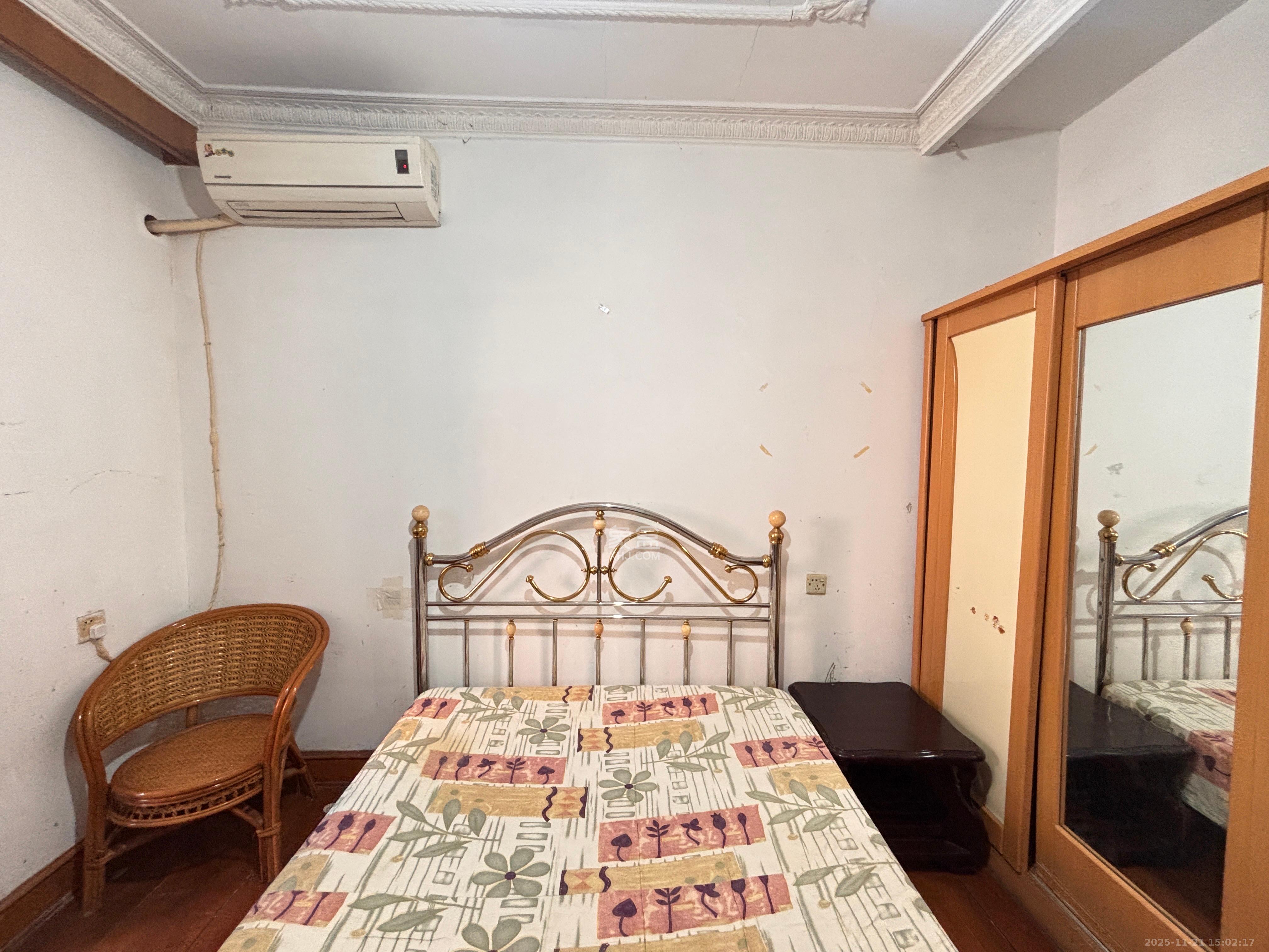 三印宿舍  2室1厅1卫    1200.0元/月室内图