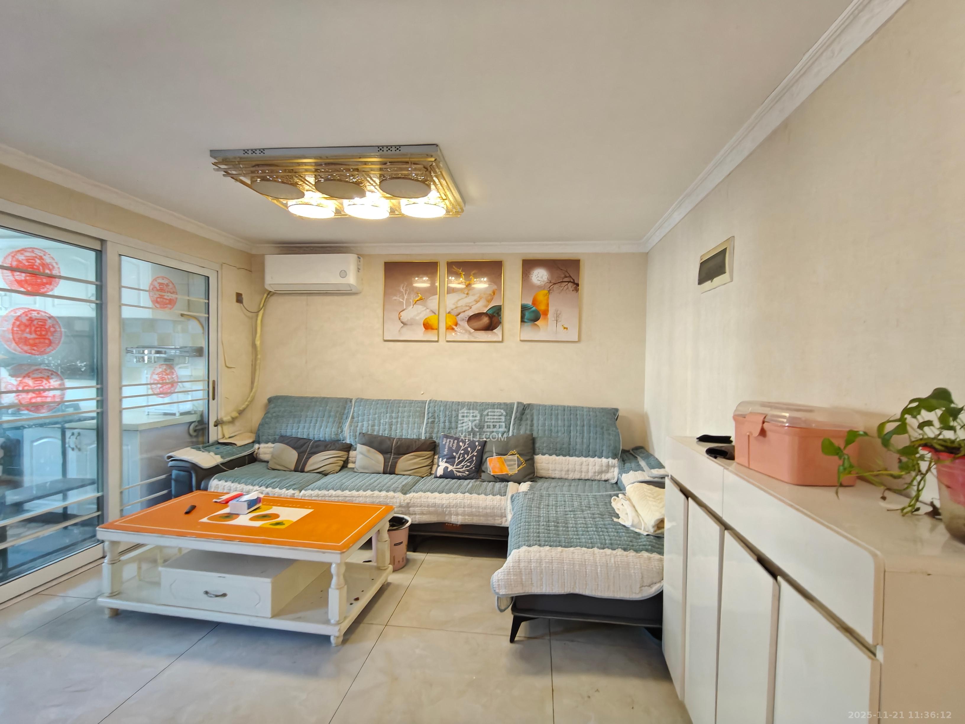 宏景名厦 4室1厅2卫 2880.0元/月 宏景名厦 4室1厅2卫 2880.0元/月室内图