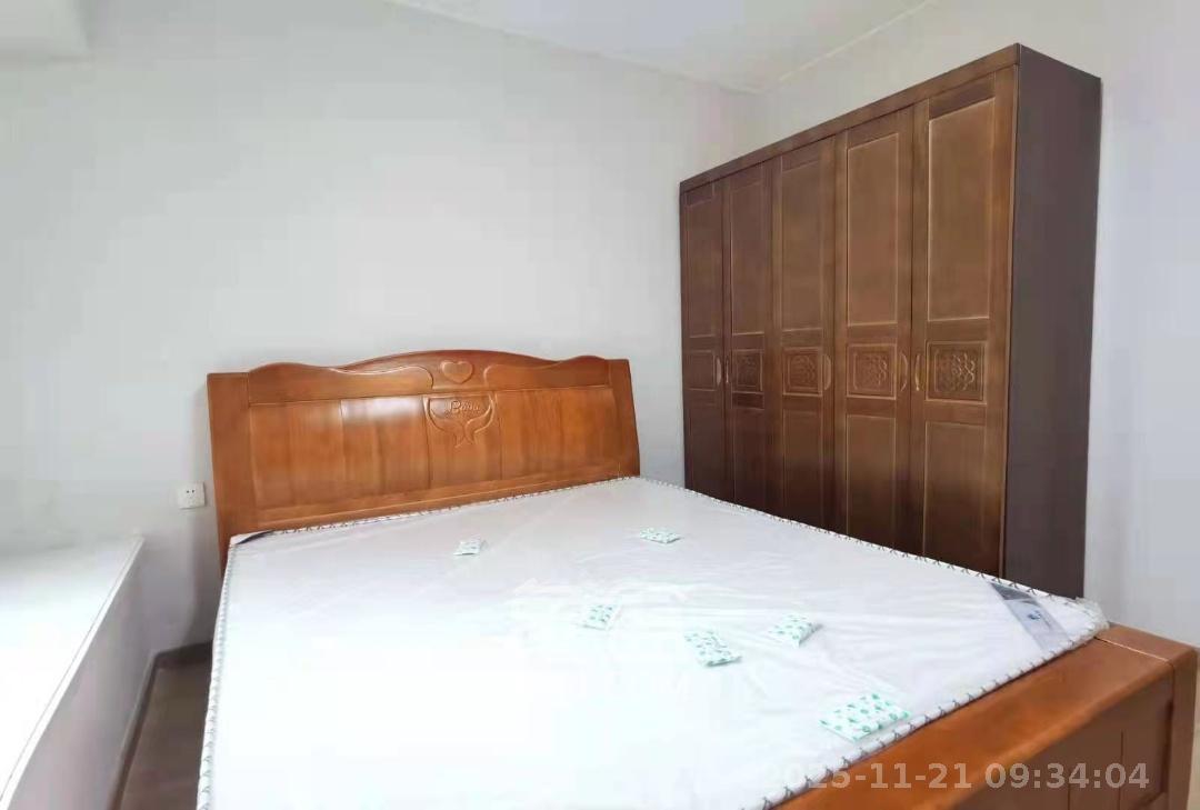 时代倾城二期 3室2厅2卫 2200.0元/月 时代倾城二期 3室2厅2卫 2200.0元/月室内图